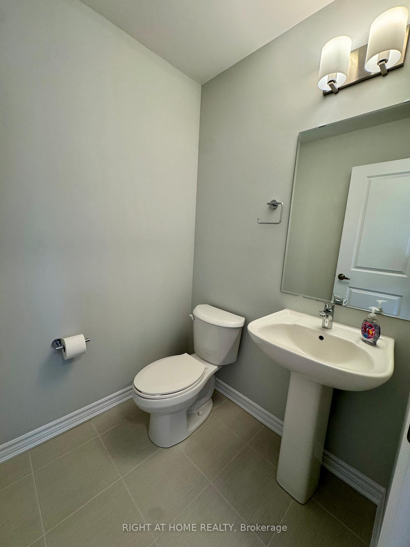 Photo 11 of 1020 Dyas Avenue, Oshawa, Kedron — HOMEH