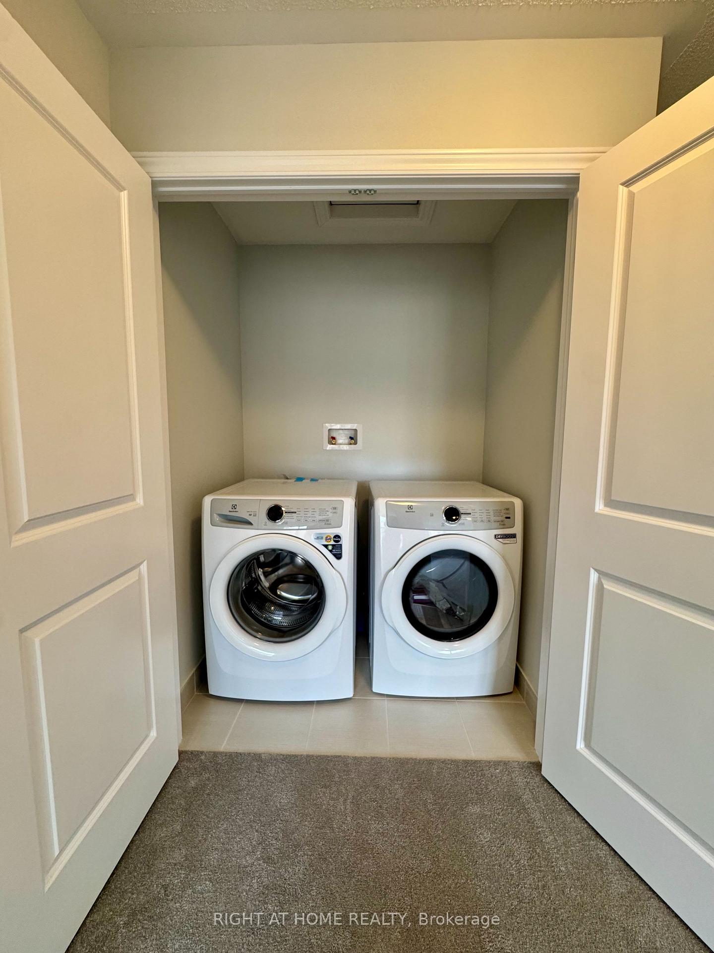 Photo 13 of 1020 Dyas Avenue, Oshawa, Kedron — HOMEH