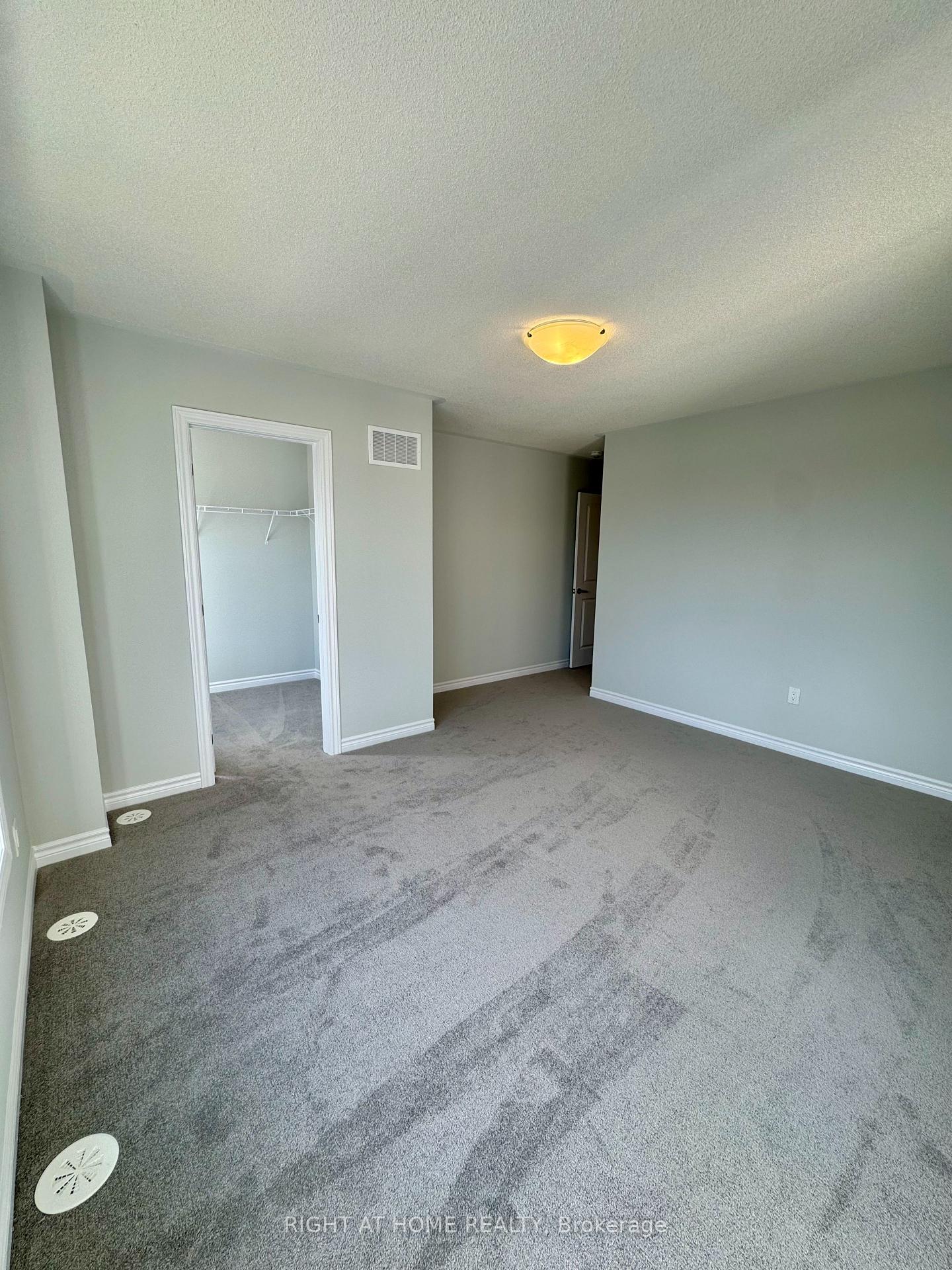 Photo 14 of 1020 Dyas Avenue, Oshawa, Kedron — HOMEH