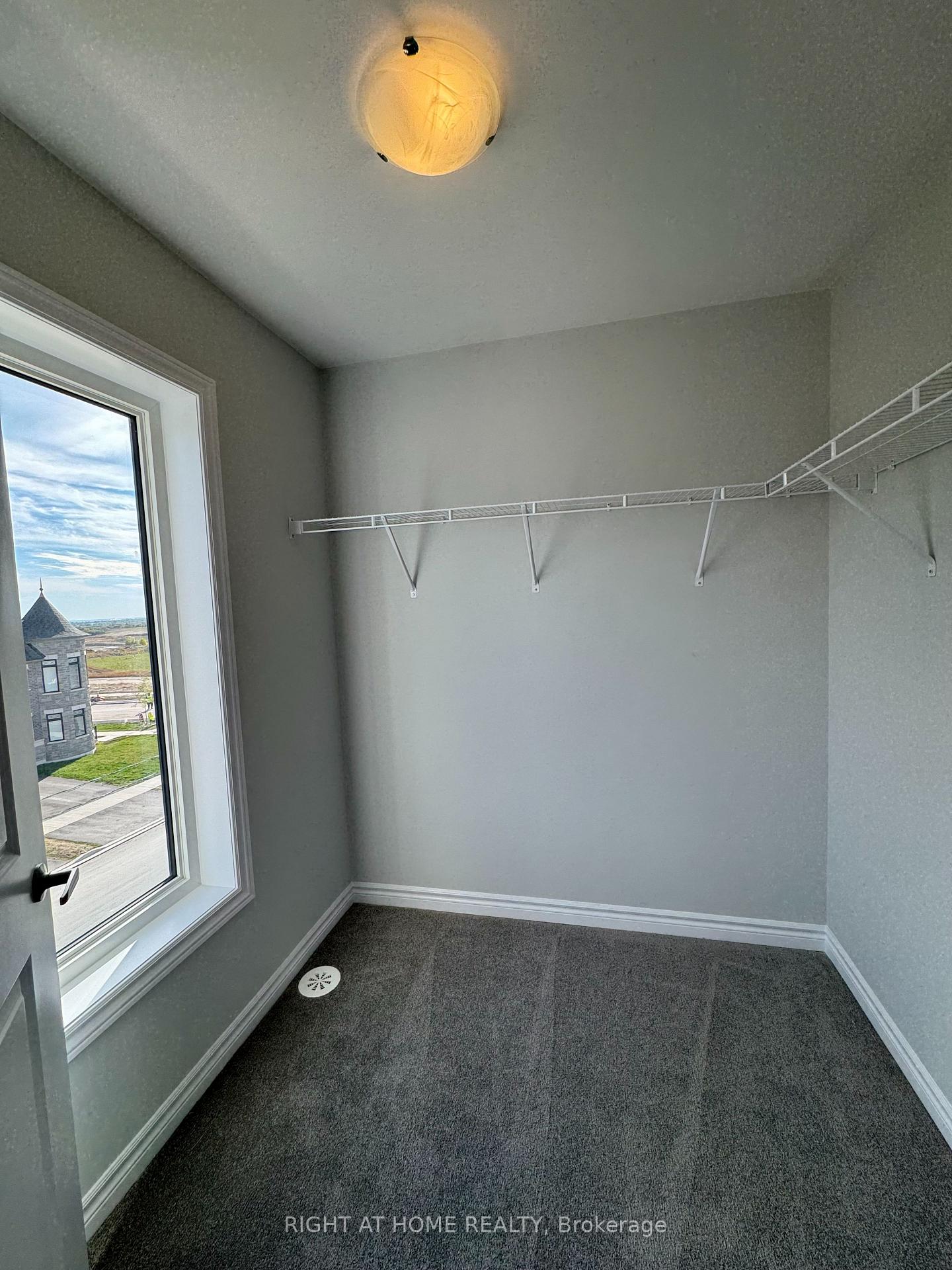 Photo 16 of 1020 Dyas Avenue, Oshawa, Kedron — HOMEH