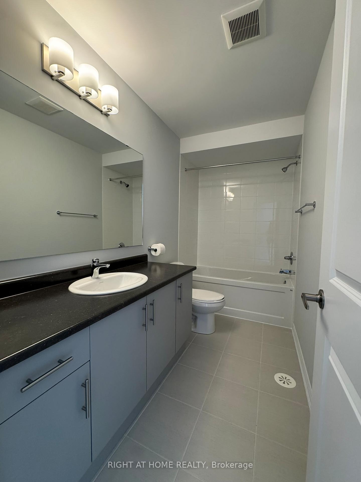 Photo 17 of 1020 Dyas Avenue, Oshawa, Kedron — HOMEH