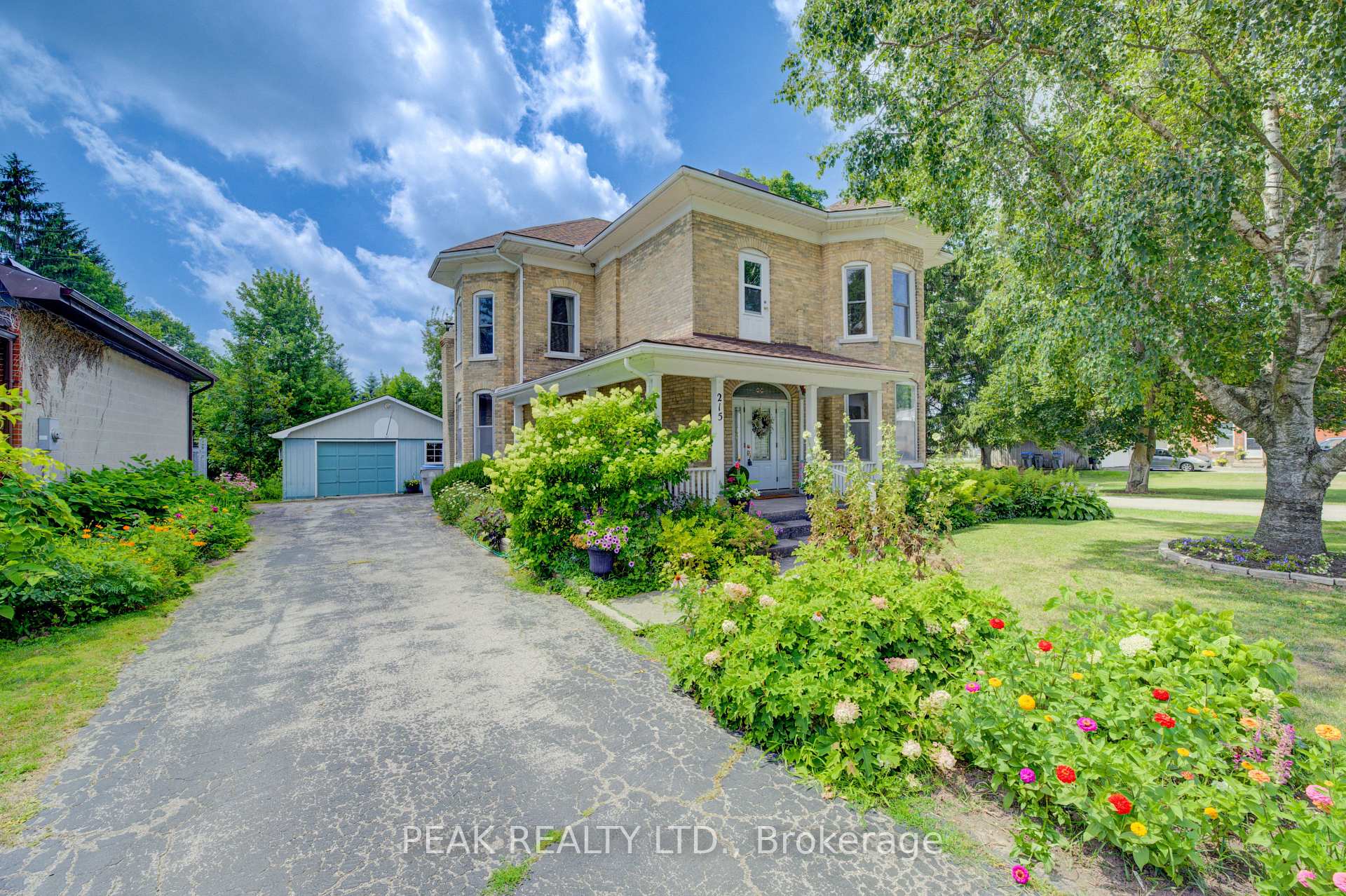 Photo 1 of 215 Huron Road, Perth South, Sebringville — HOMEH