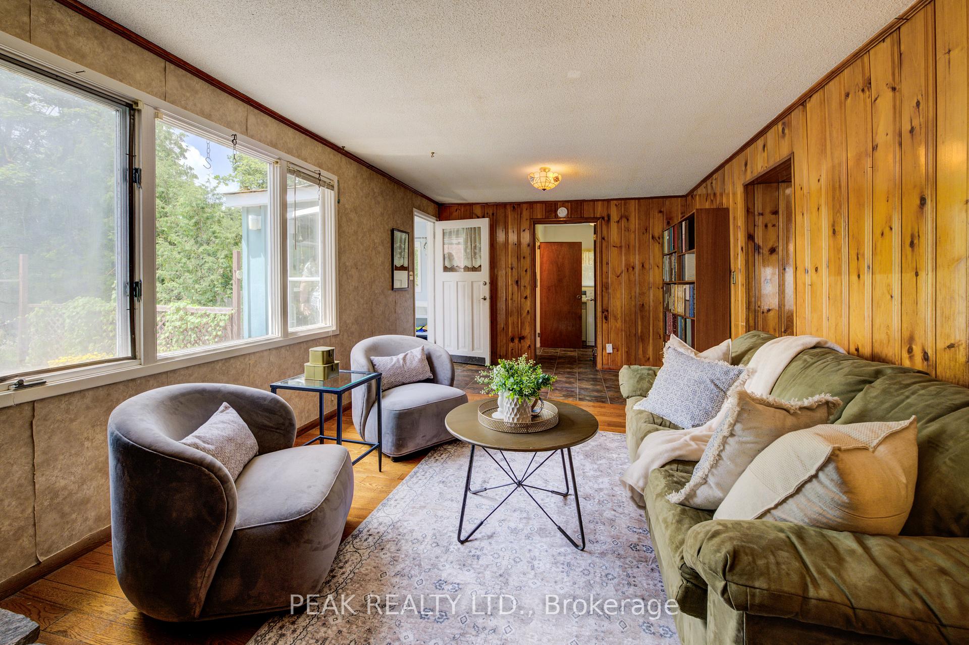 Photo 20 of 215 Huron Road, Perth South, Sebringville — HOMEH