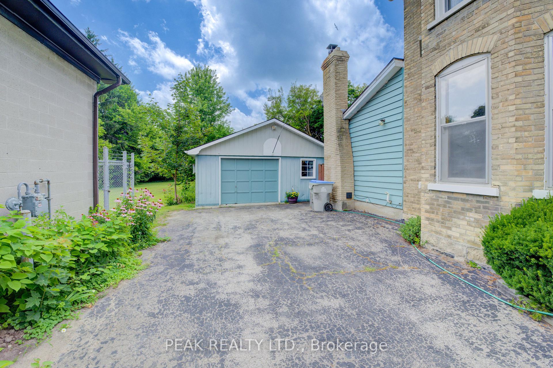 Photo 40 of 215 Huron Road, Perth South, Sebringville — HOMEH