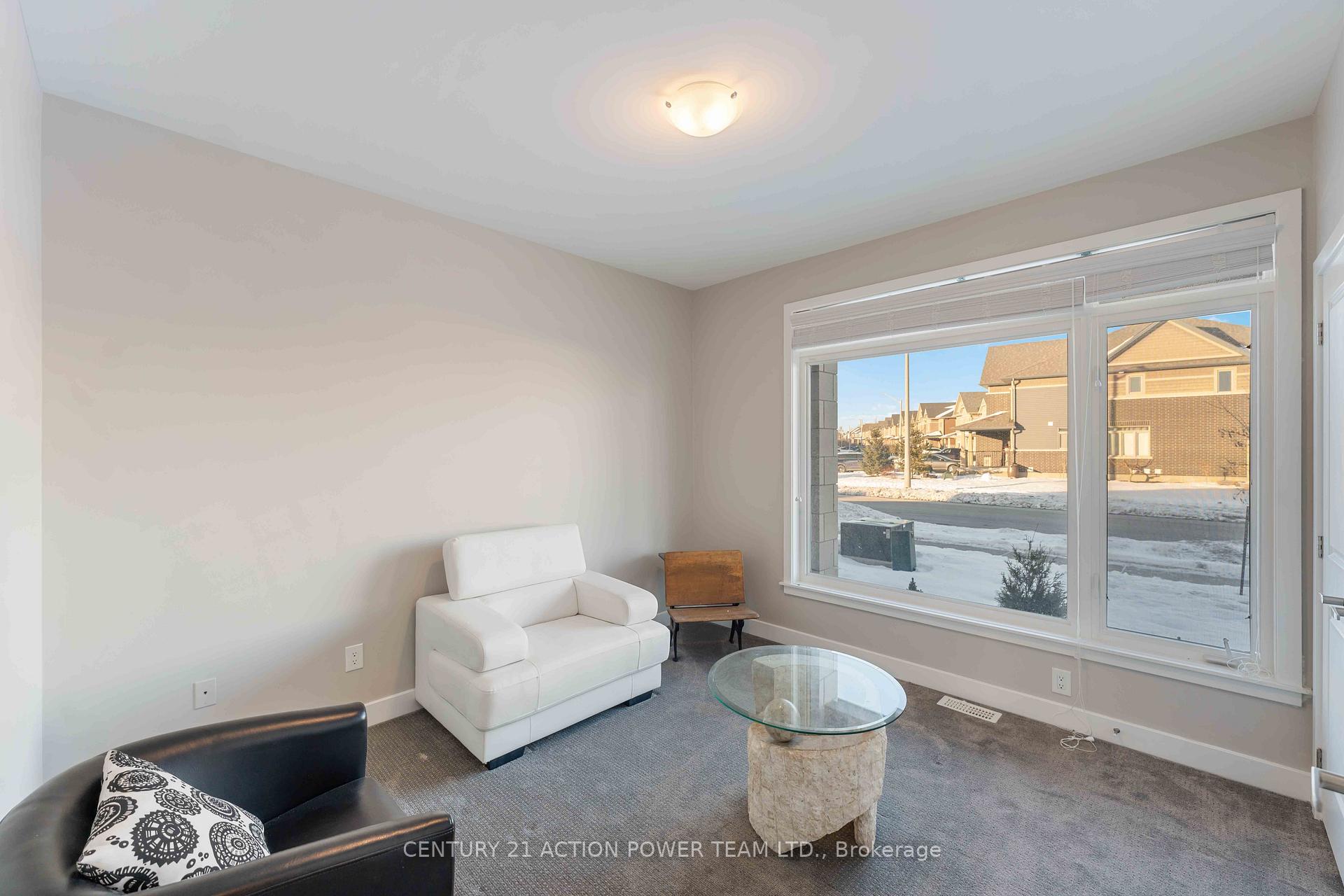 Photo 4 of 203 Joshua Street, Ottawa, Mer Bleue/Bradley Estates/Anderson Park — HOMEH