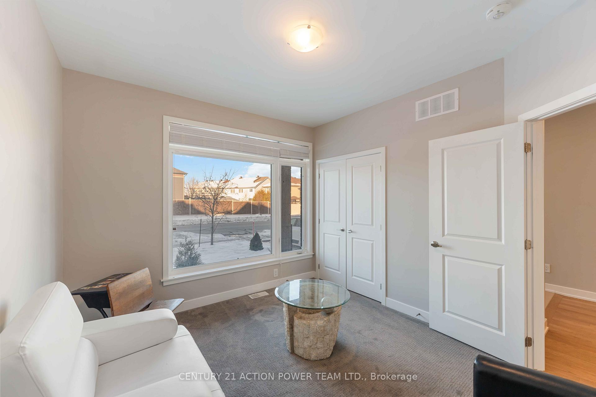 Photo 5 of 203 Joshua Street, Ottawa, Mer Bleue/Bradley Estates/Anderson Park — HOMEH