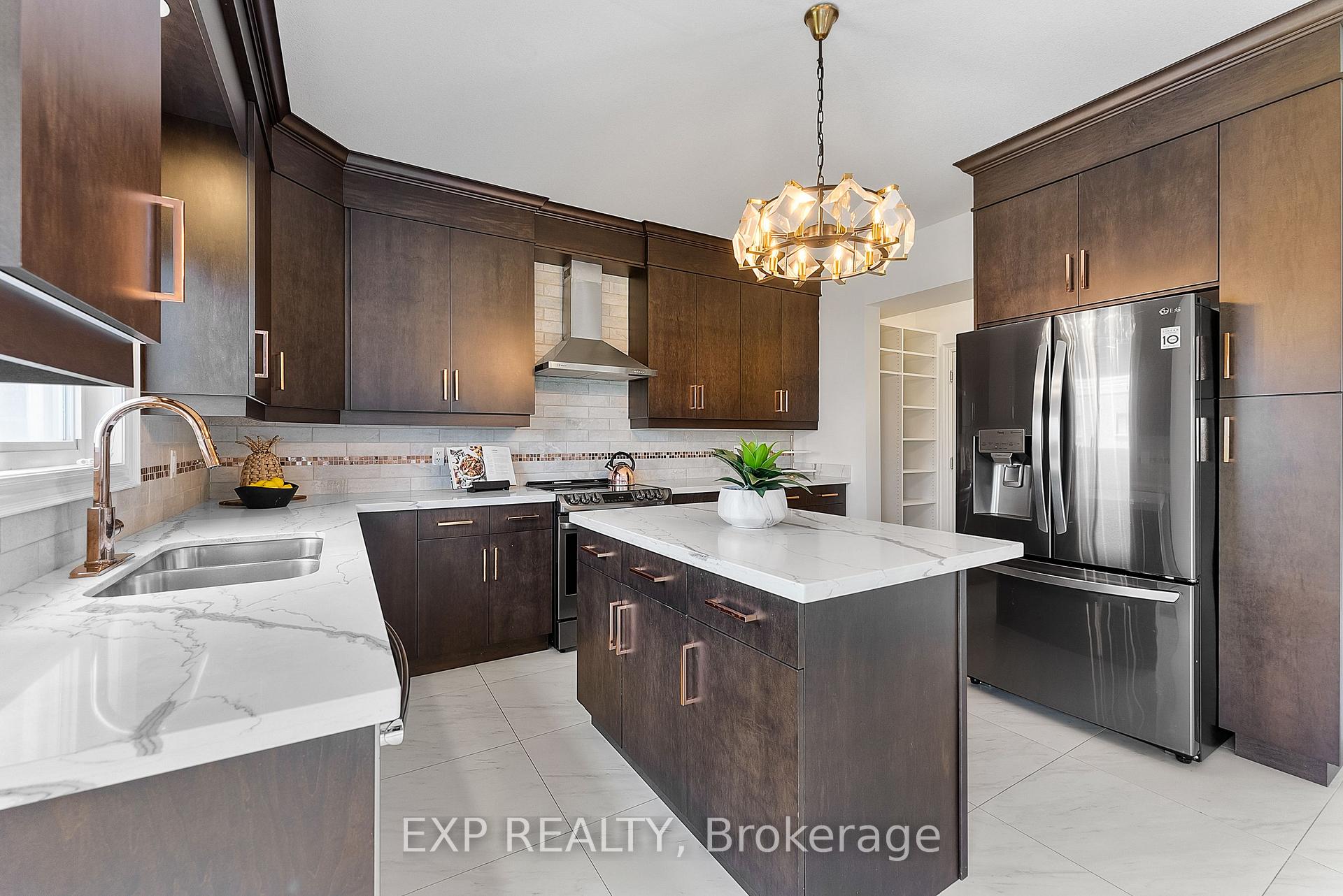 Photo 12 of 133 Lametti Drive N, Pelham, Fonthill — HOMEH