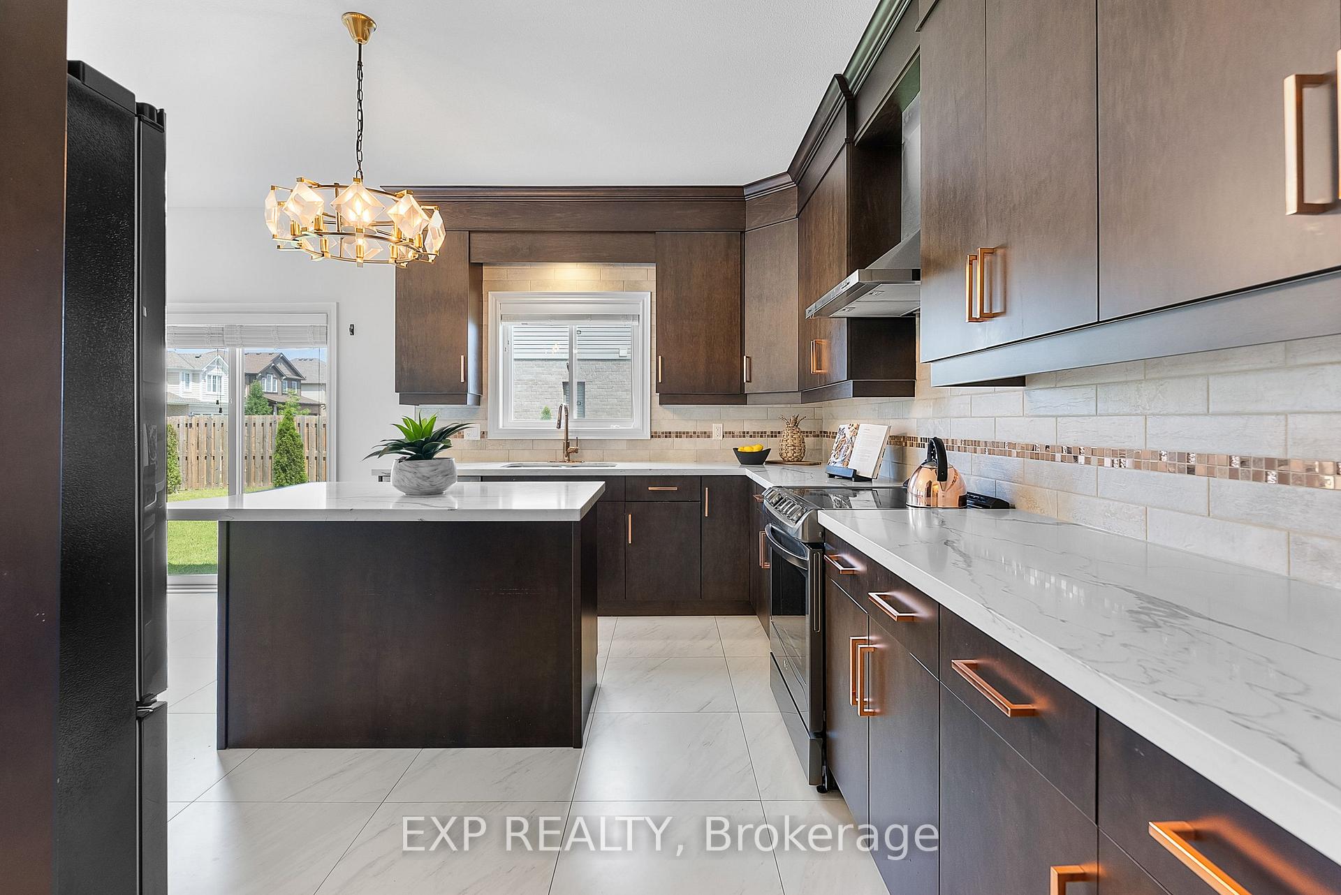 Photo 15 of 133 Lametti Drive N, Pelham, Fonthill — HOMEH