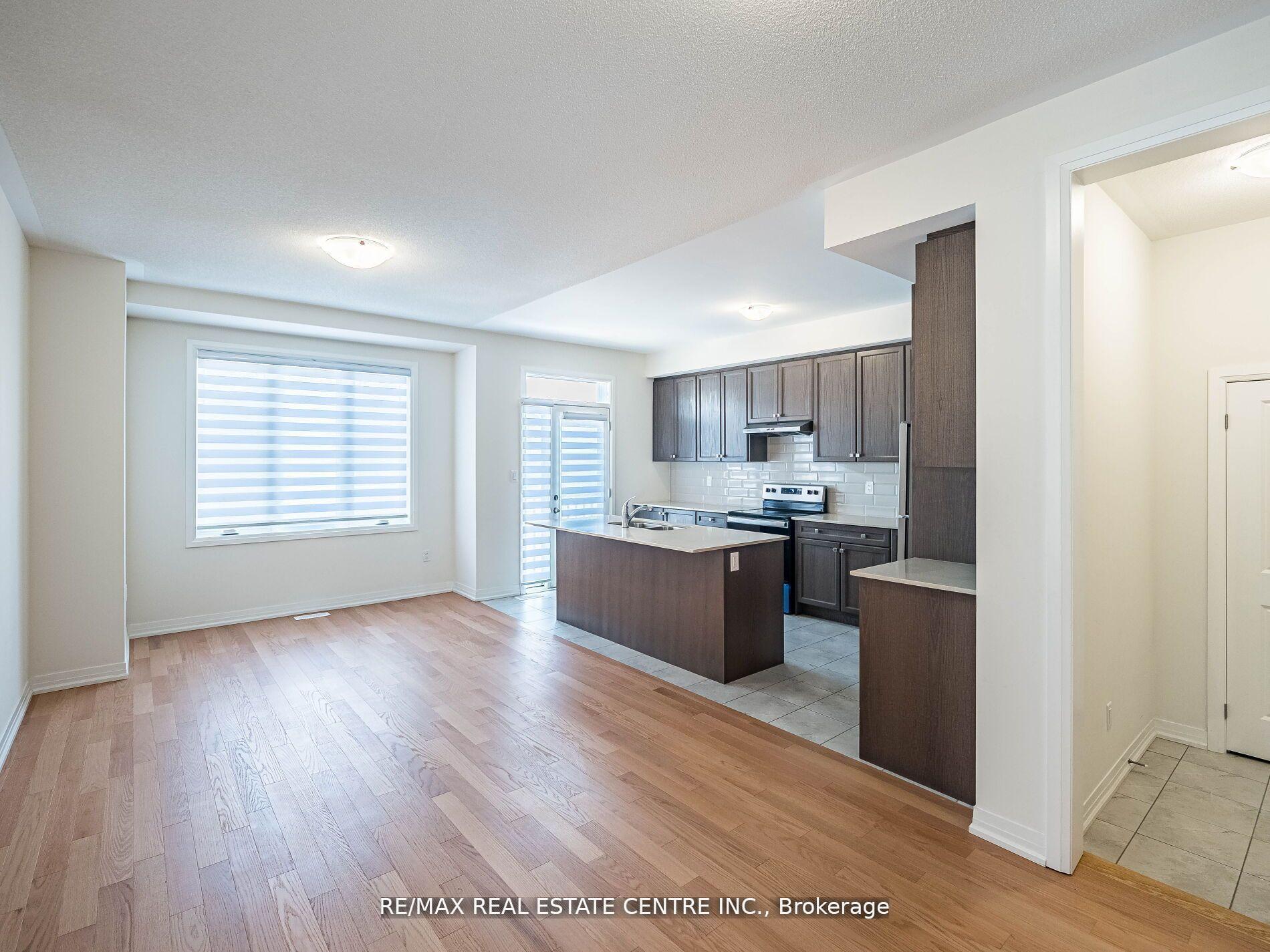 Photo 5 of 2921 Nakina Street, Pickering, Rural Pickering — HOMEH