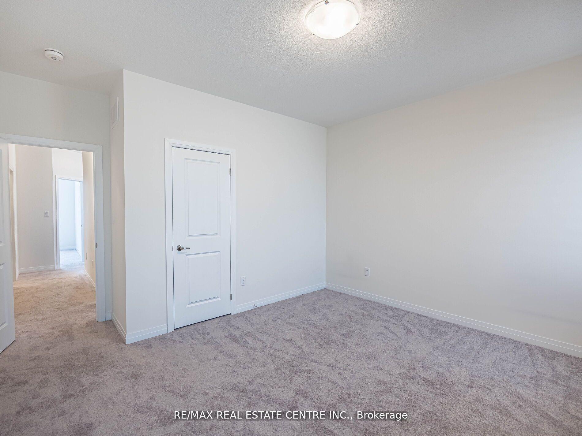 Photo 10 of 2921 Nakina Street, Pickering, Rural Pickering — HOMEH