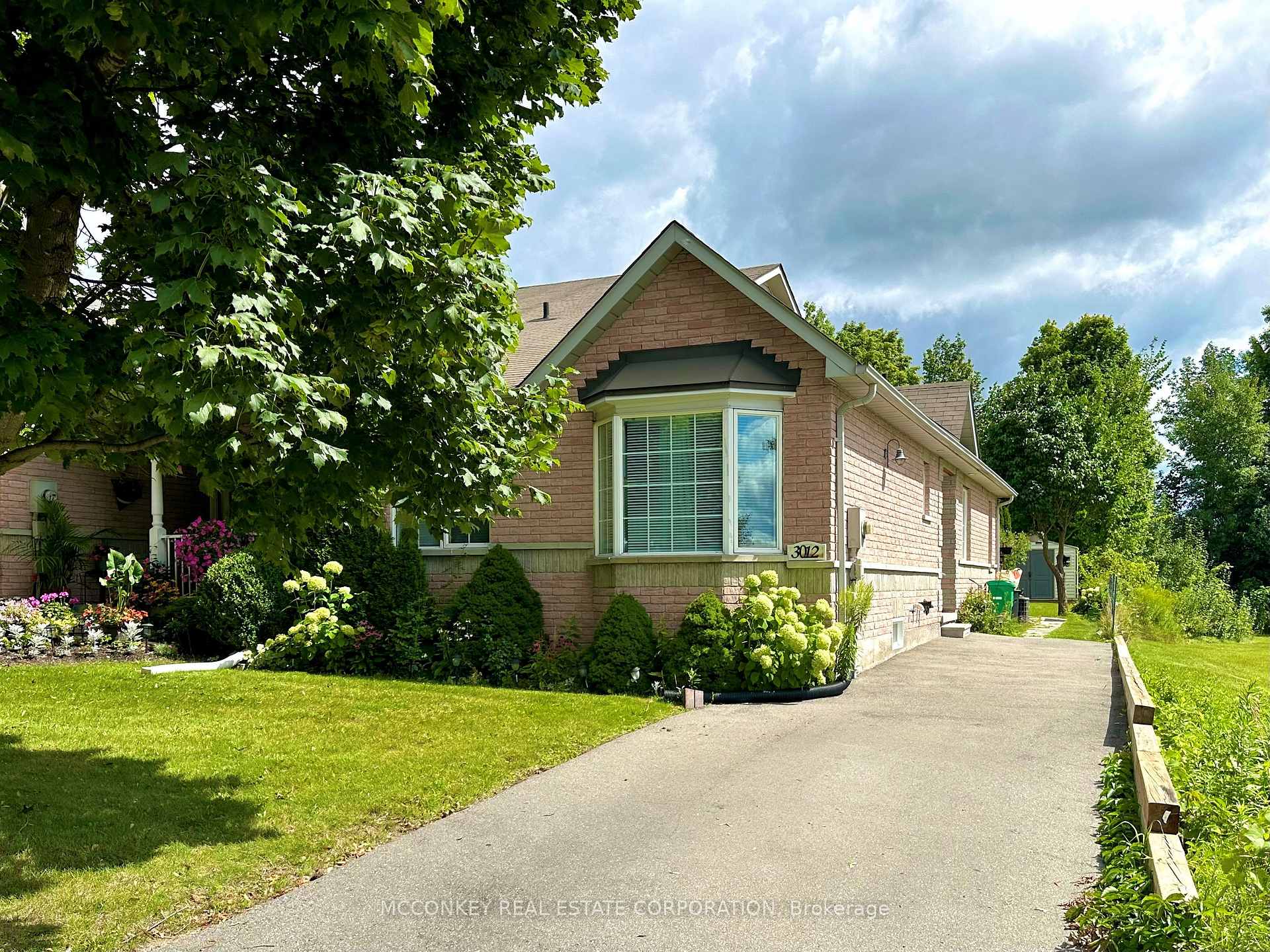 Photo 1 of 3012 Westridge Boulevard, Peterborough, Monaghan Ward 2 — HOMEH