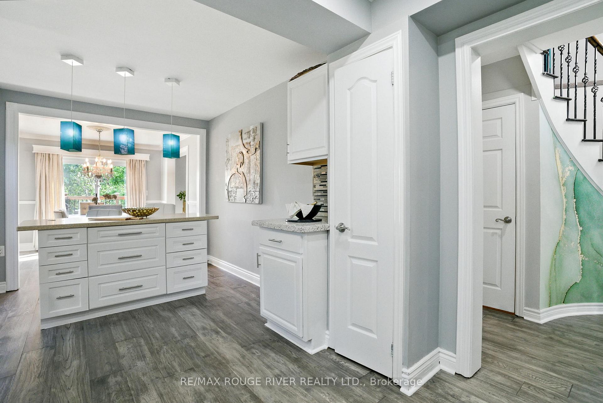 Photo 13 of 105 Overbank Drive, Oshawa, McLaughlin — HOMEH