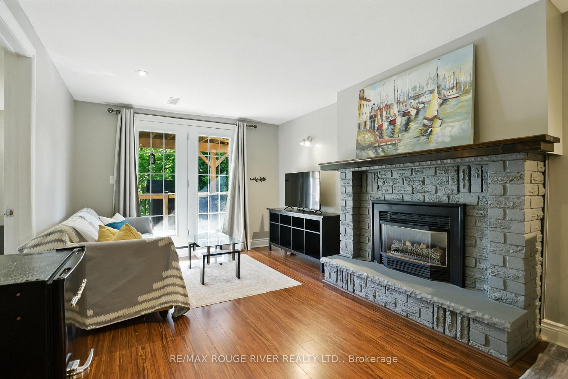 Photo 25 of 105 Overbank Drive, Oshawa, McLaughlin — HOMEH
