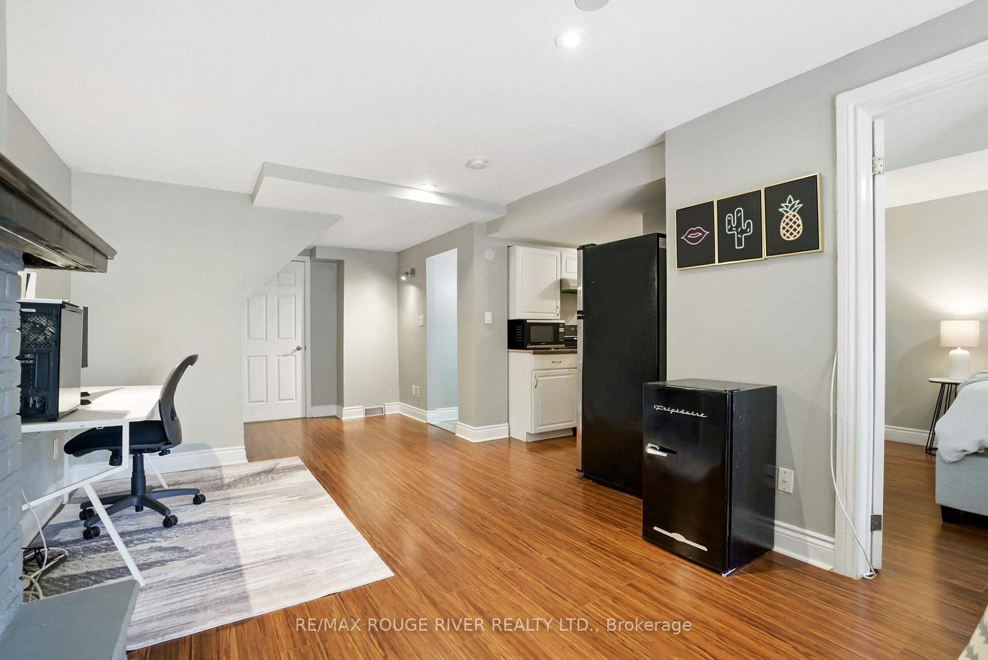 Photo 27 of 105 Overbank Drive, Oshawa, McLaughlin — HOMEH