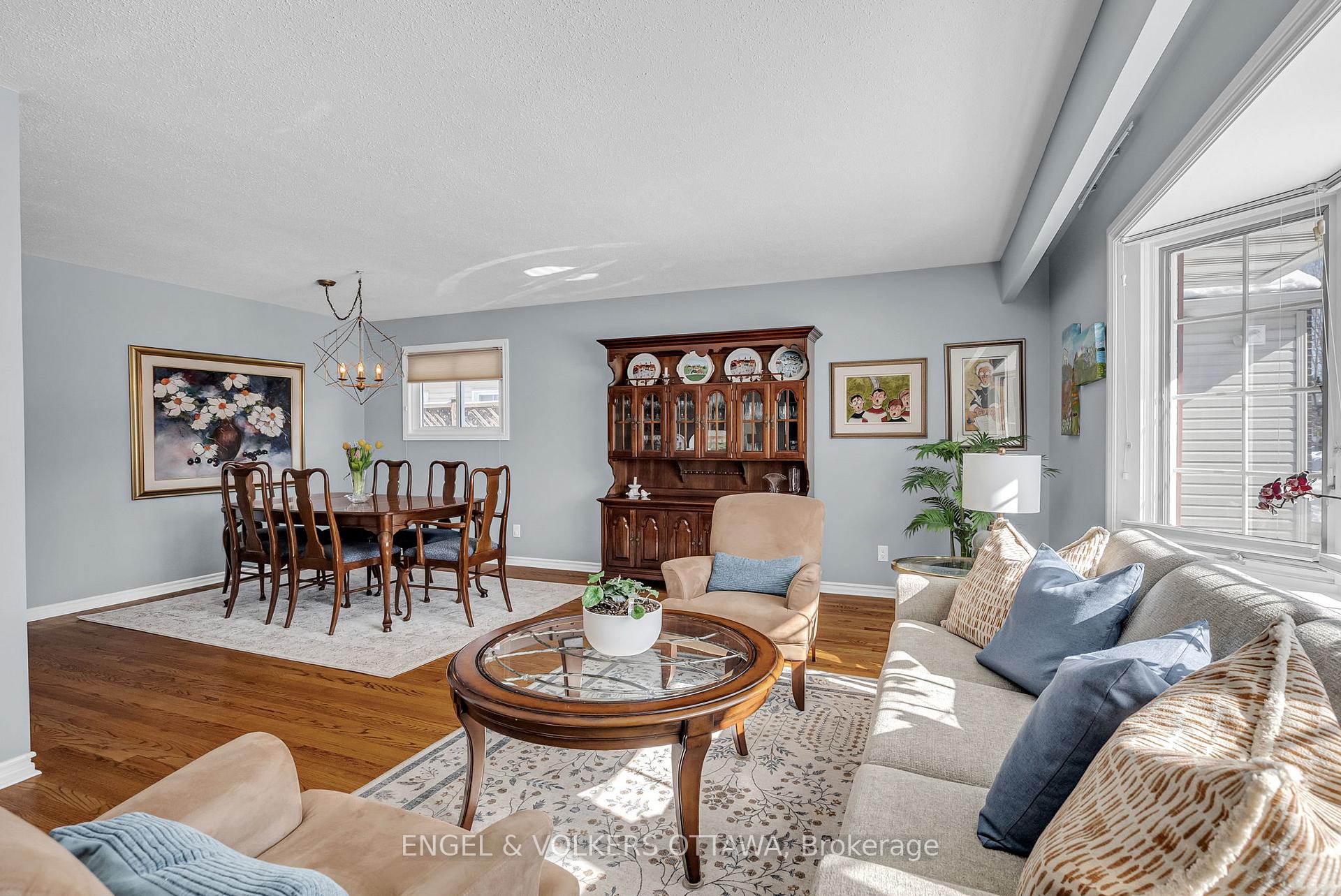 Photo 5 of 6271 Steamer Lane, Ottawa, Convent Glen South — HOMEH