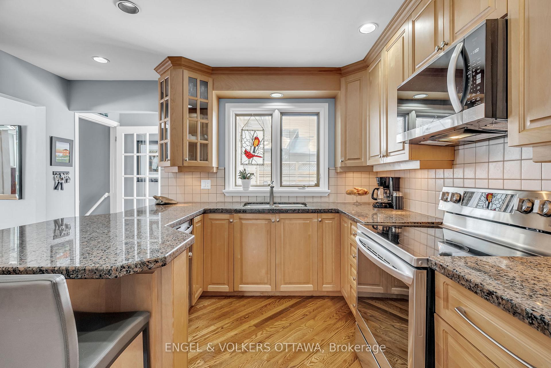 Photo 13 of 6271 Steamer Lane, Ottawa, Convent Glen South — HOMEH