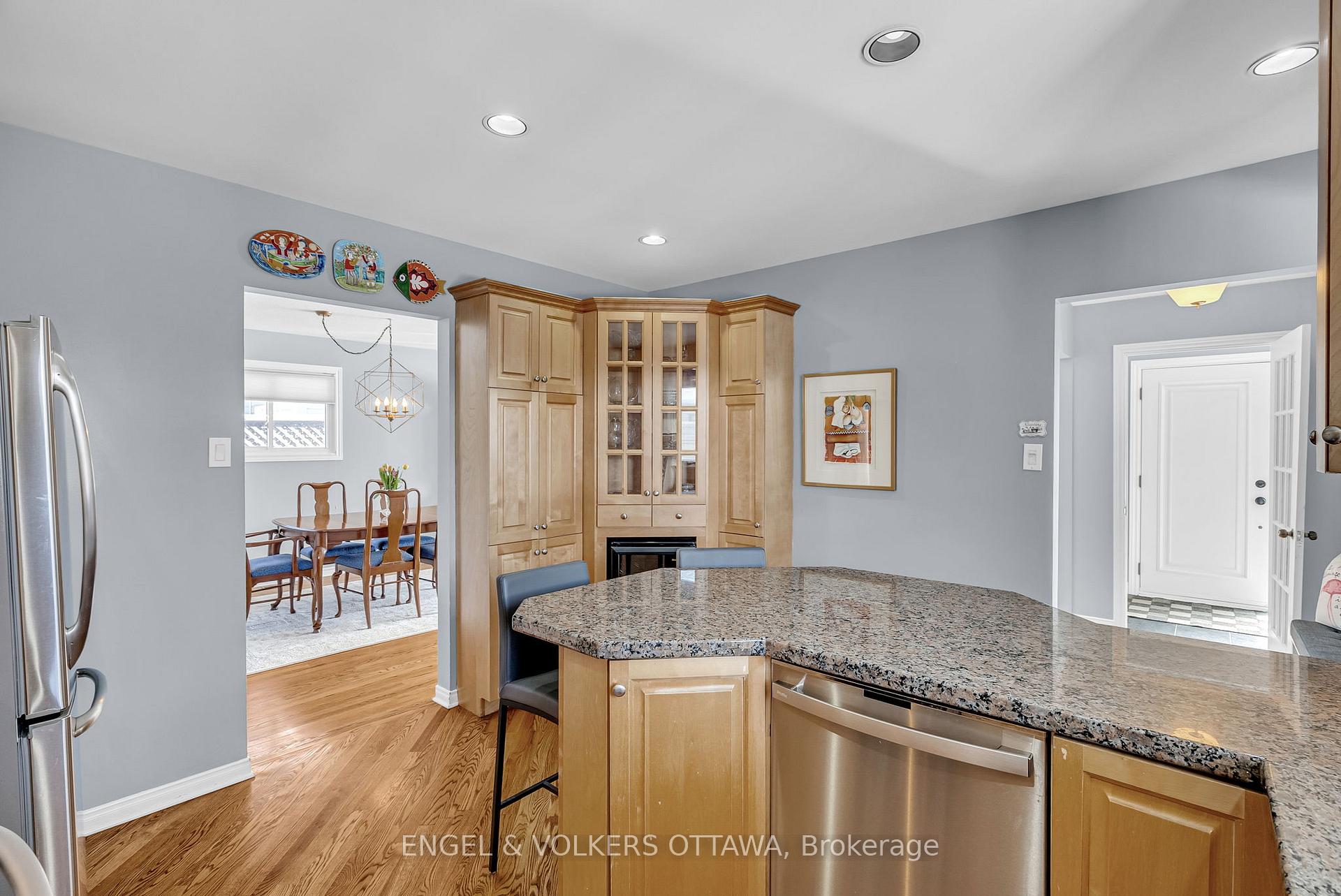 Photo 14 of 6271 Steamer Lane, Ottawa, Convent Glen South — HOMEH