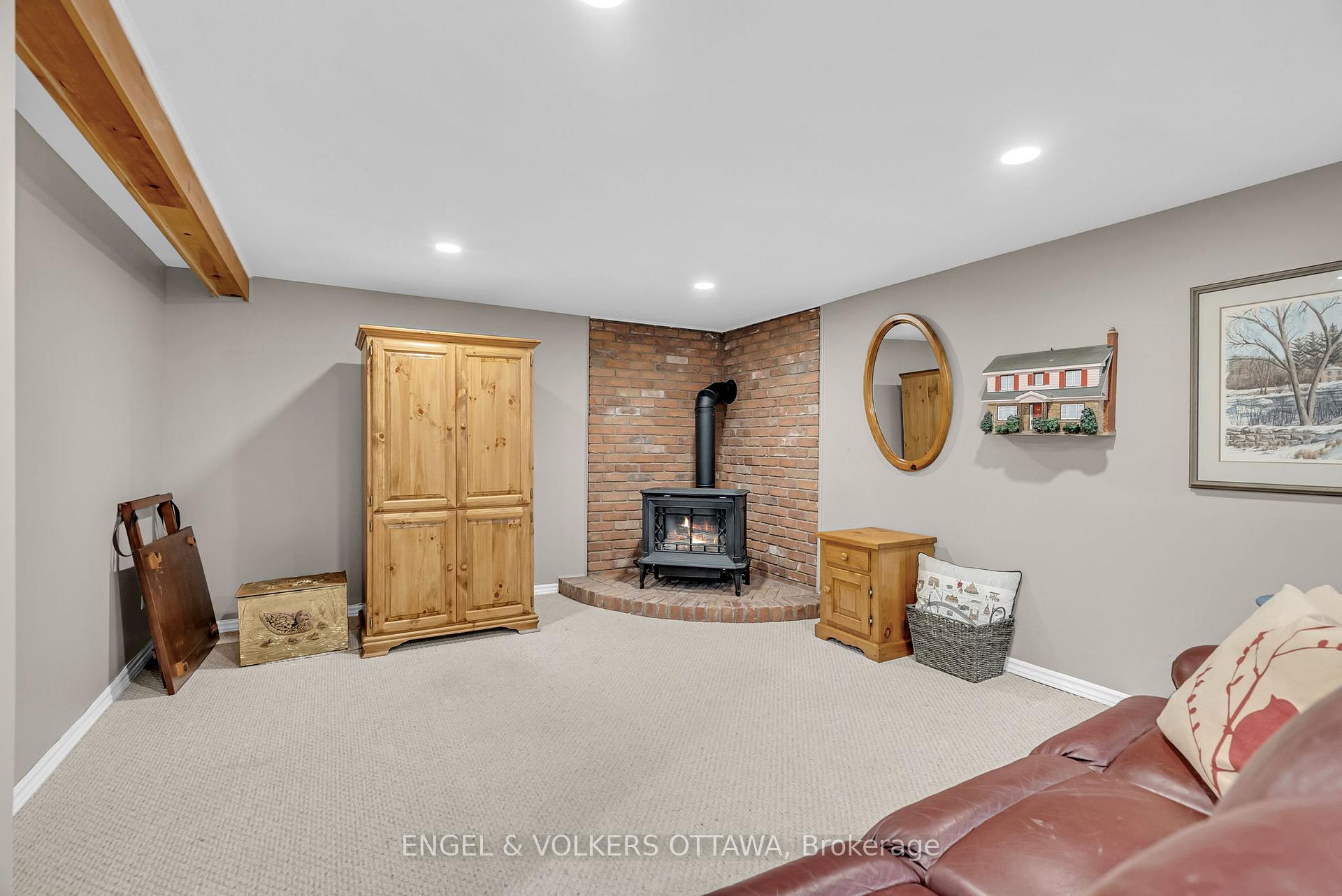 Photo 25 of 6271 Steamer Lane, Ottawa, Convent Glen South — HOMEH