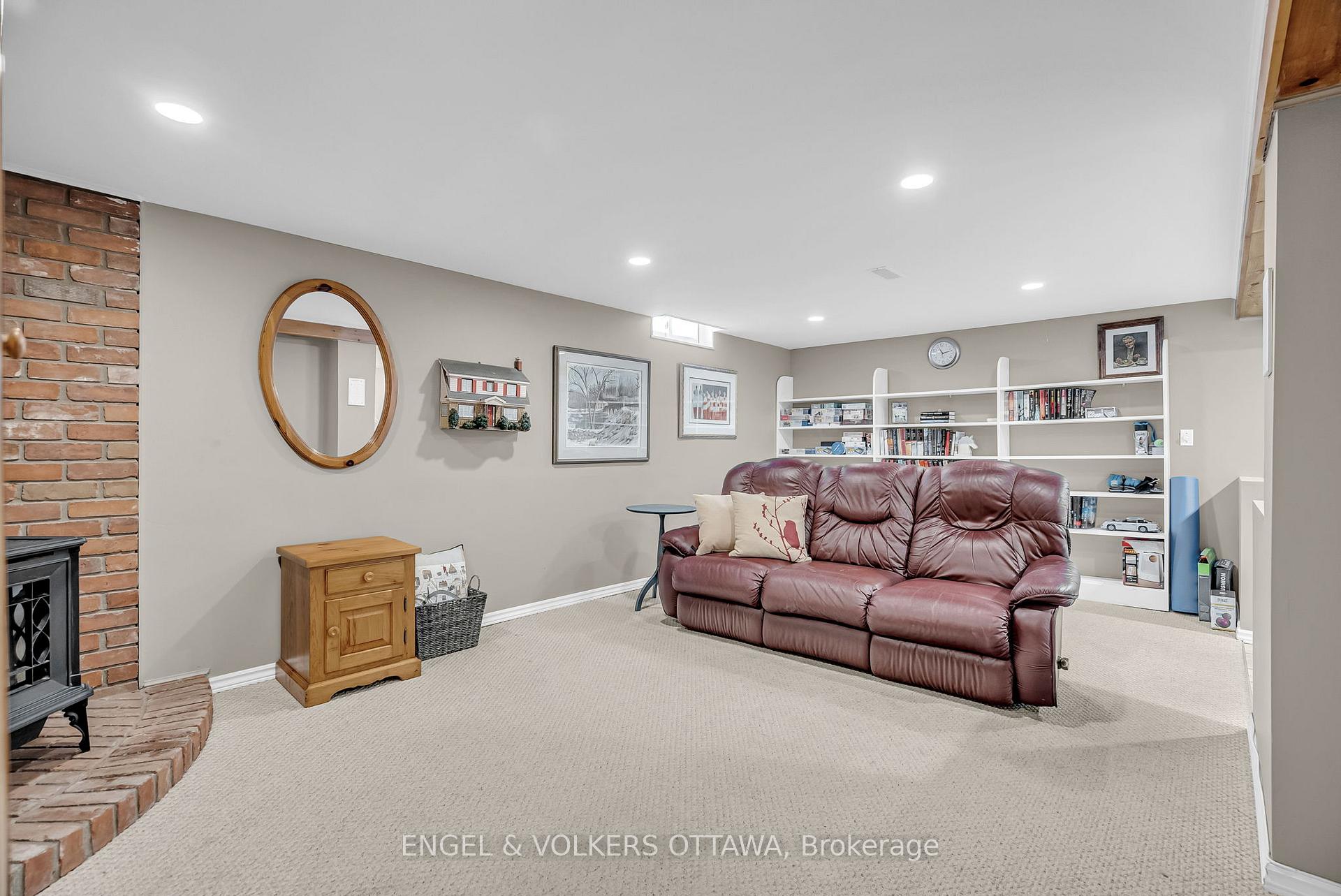 Photo 26 of 6271 Steamer Lane, Ottawa, Convent Glen South — HOMEH