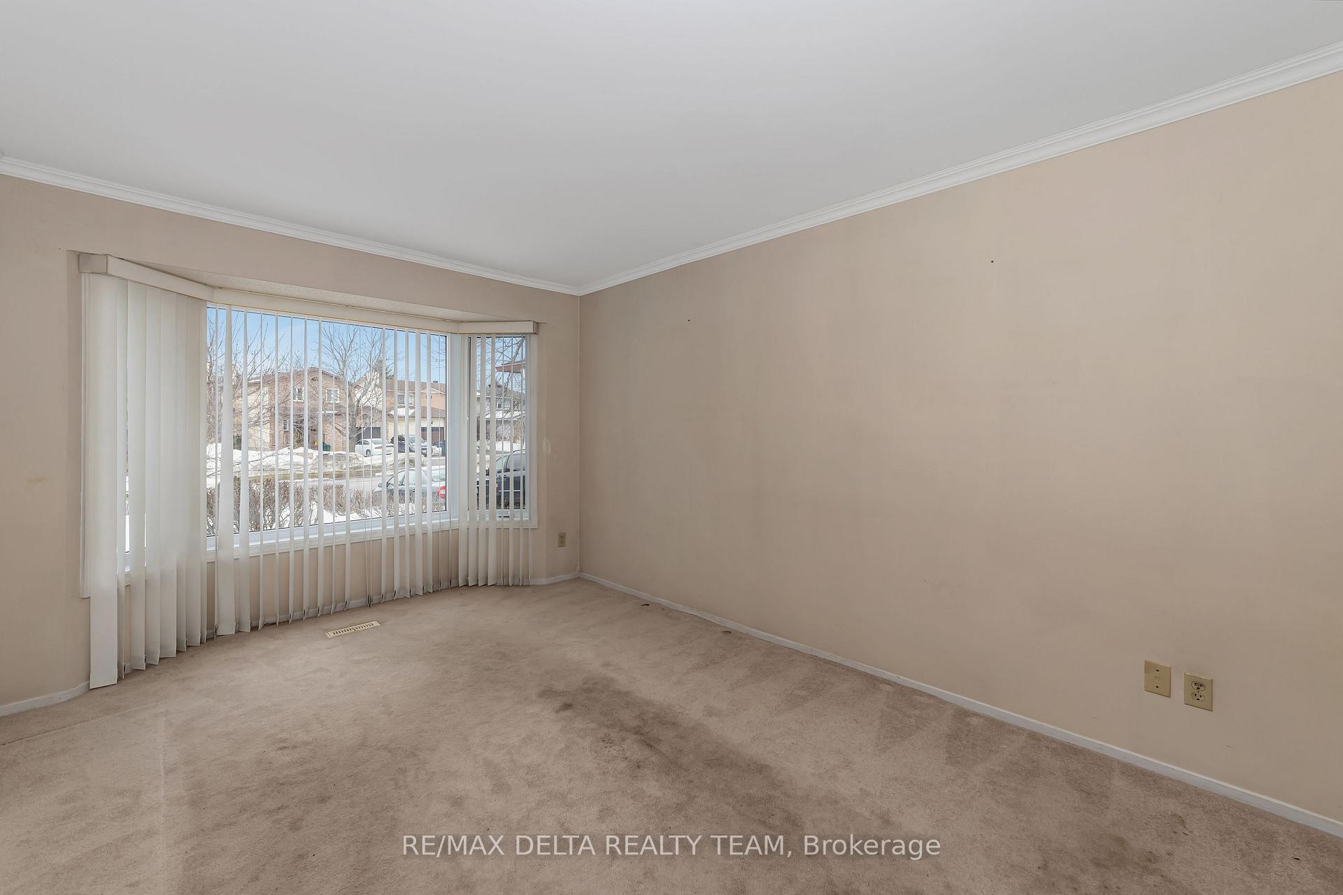 Photo 4 of 6354 Beausejour Drive, Ottawa, Chateauneuf — HOMEH
