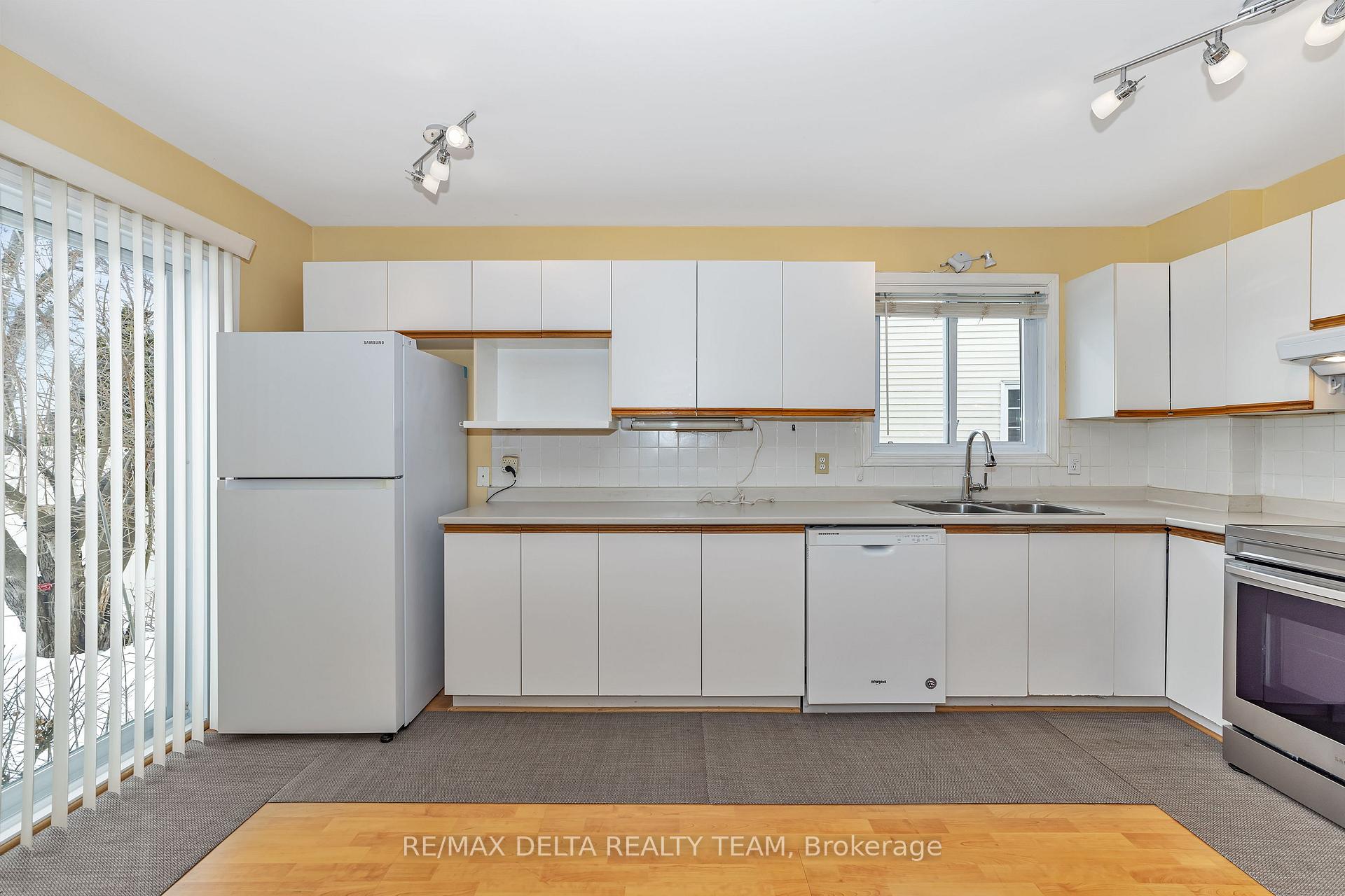Photo 15 of 6354 Beausejour Drive, Ottawa, Chateauneuf — HOMEH