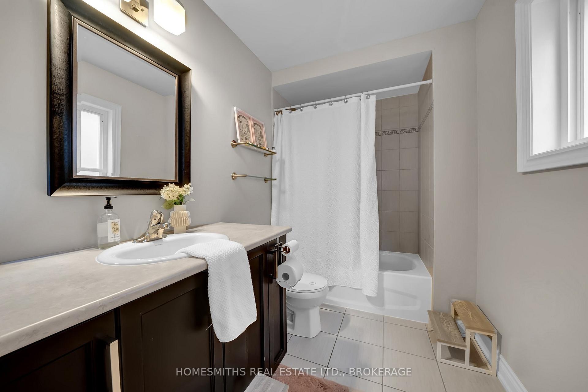 Photo 32 of 1860 Arborwood Drive, Oshawa, Taunton — HOMEH