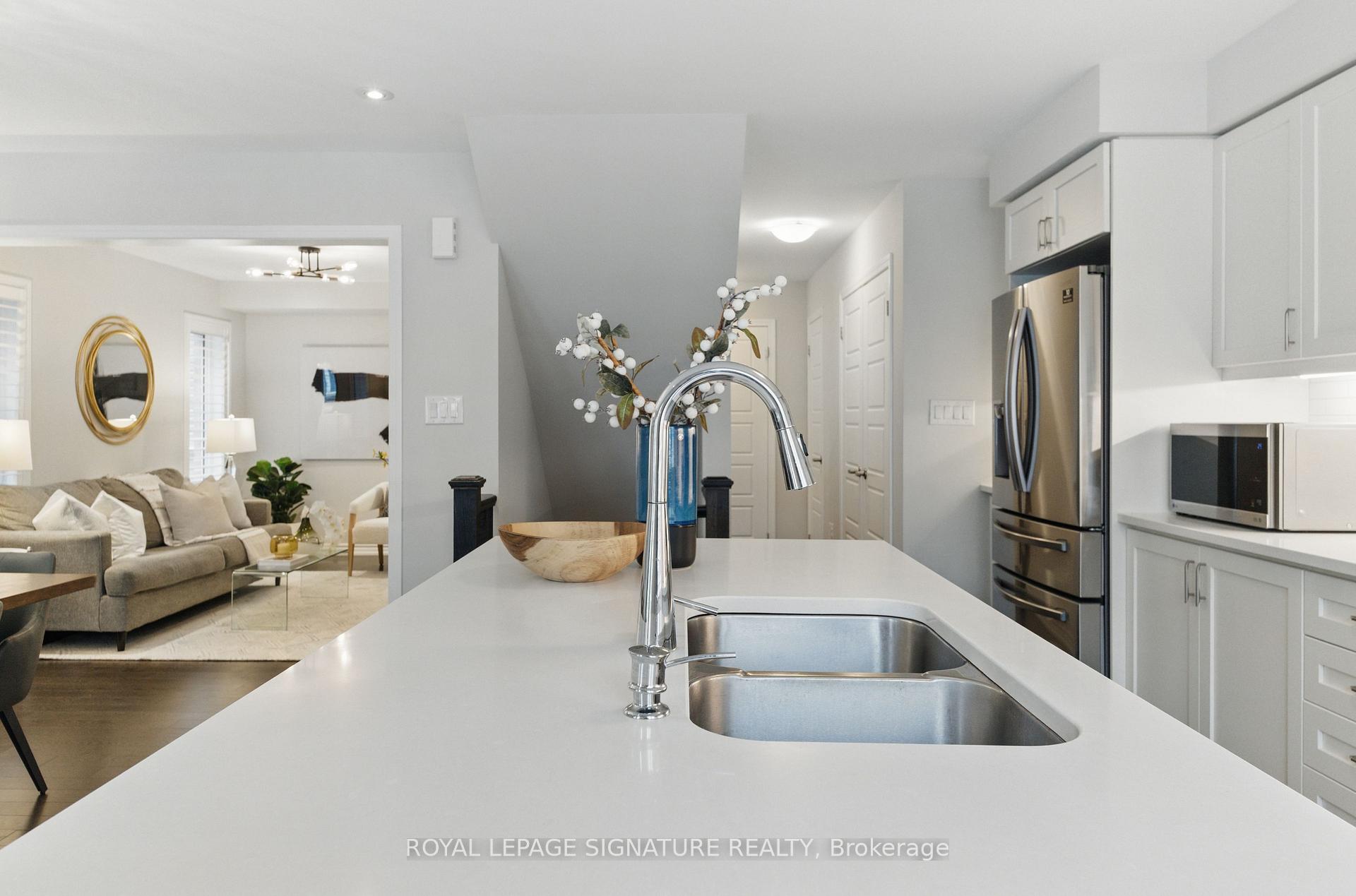 Photo 23 of Unit 12, 1222 Rose Way, Milton, Cobban — HOMEH