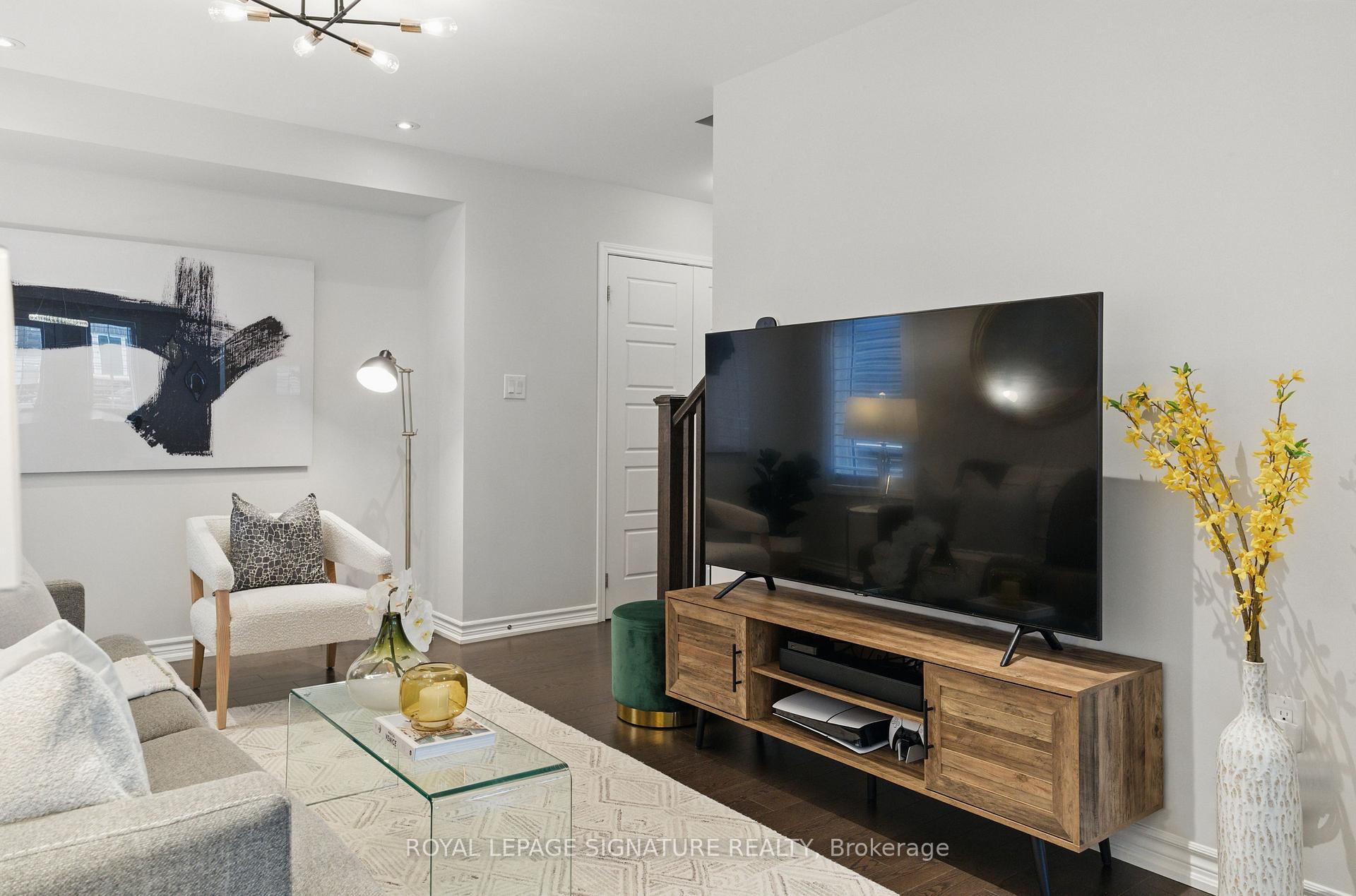 Photo 35 of Unit 12, 1222 Rose Way, Milton, Cobban — HOMEH