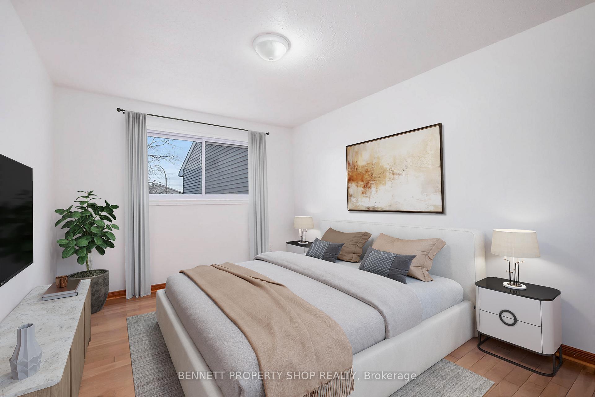 Photo 11 of 6329 Vorlage Drive, Ottawa, Convent Glen North — HOMEH