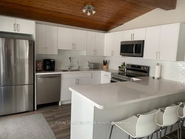 Photo 6 of 16 Howey Avenue, Norfolk, Long Point — HOMEH