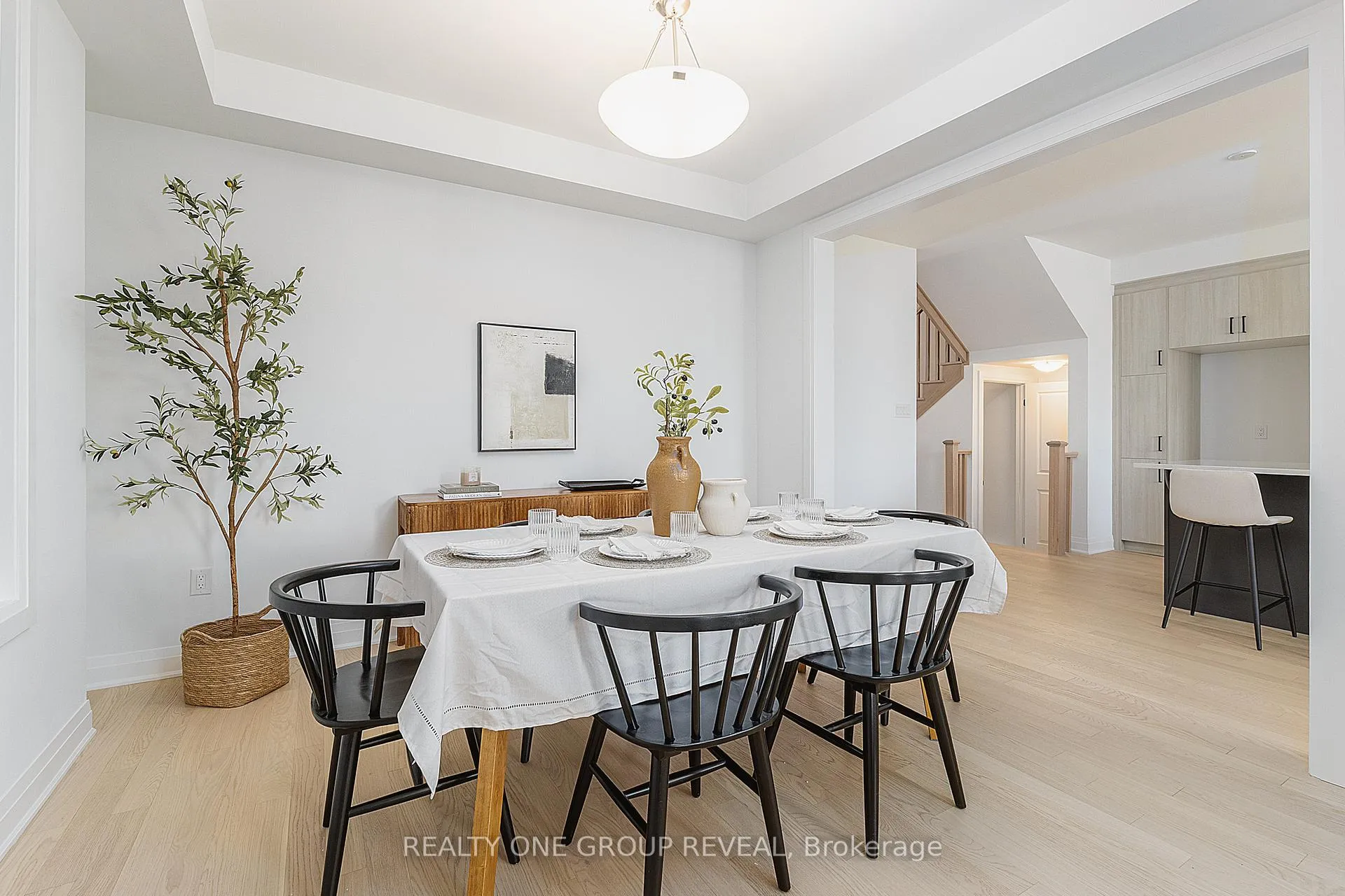 Photo 5 of 3312 Marchington Square, Pickering, Rural Pickering — HOMEH