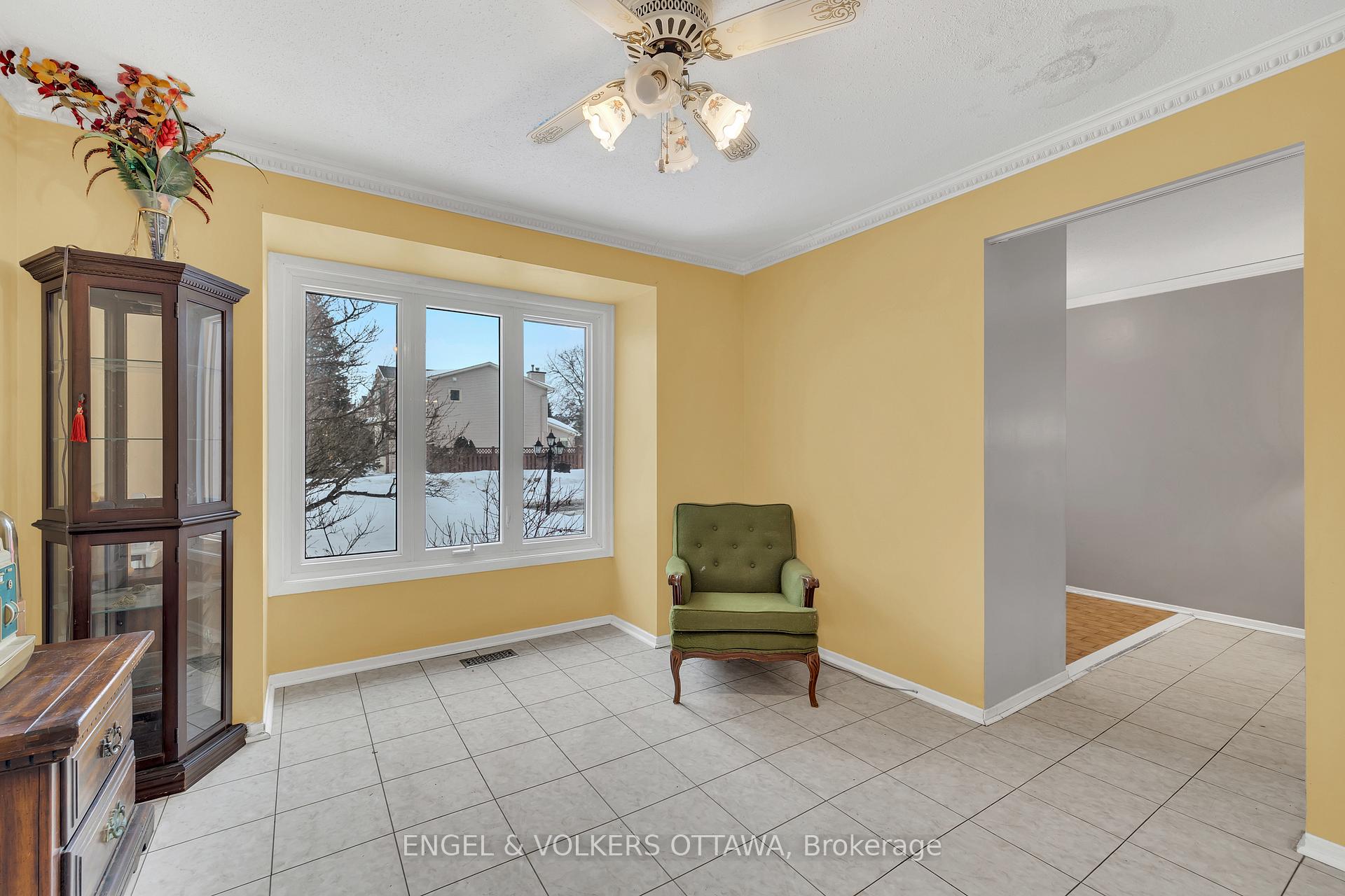 Photo 18 of 1919 Montereau Avenue, Ottawa, Chapel Hill — HOMEH