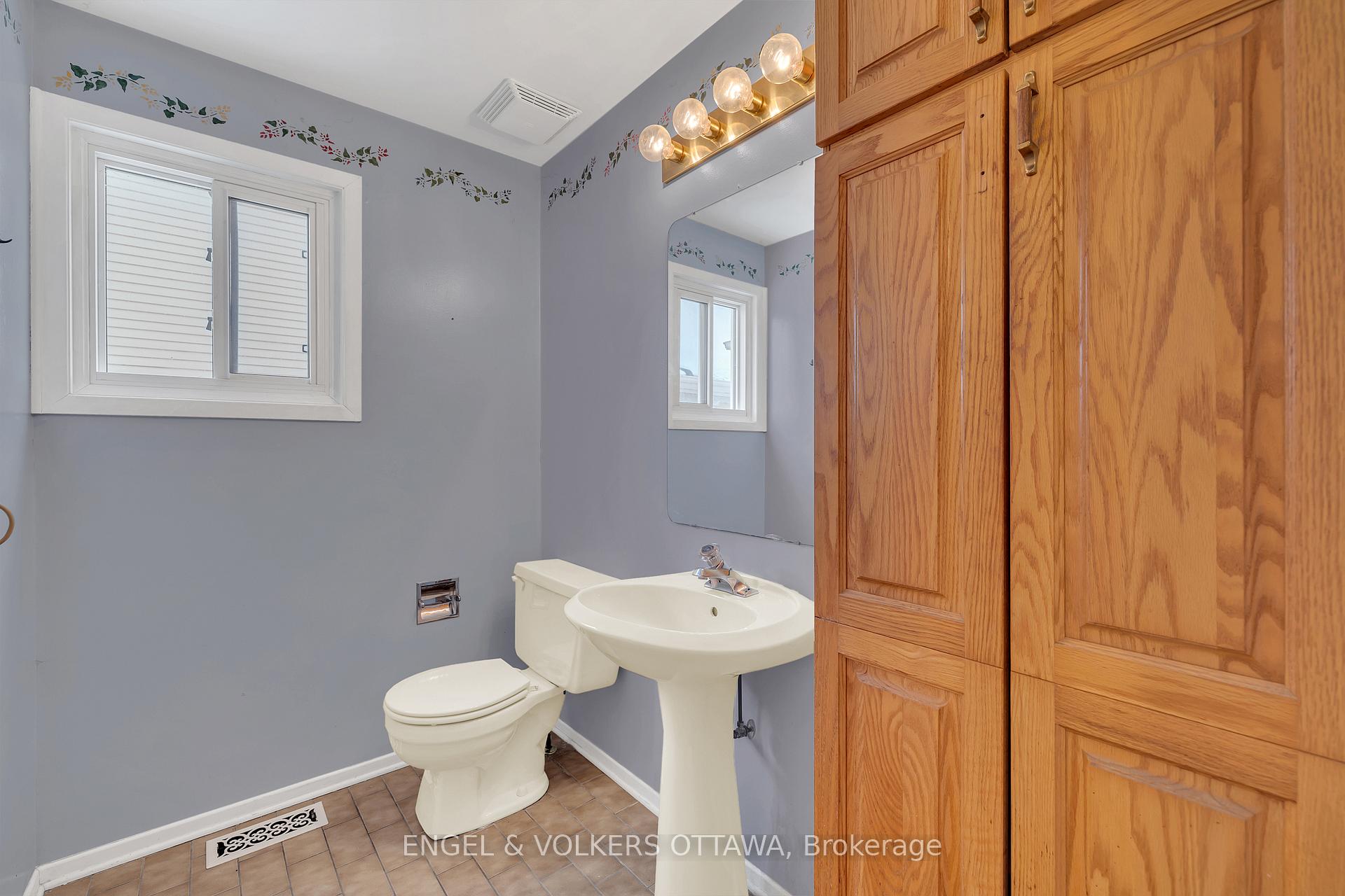 Photo 20 of 1919 Montereau Avenue, Ottawa, Chapel Hill — HOMEH