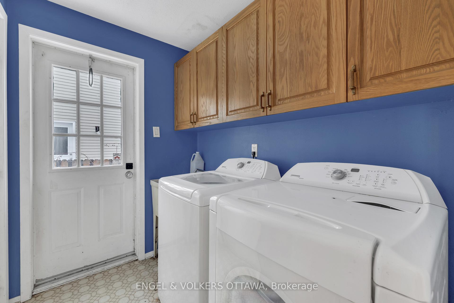 Photo 21 of 1919 Montereau Avenue, Ottawa, Chapel Hill — HOMEH