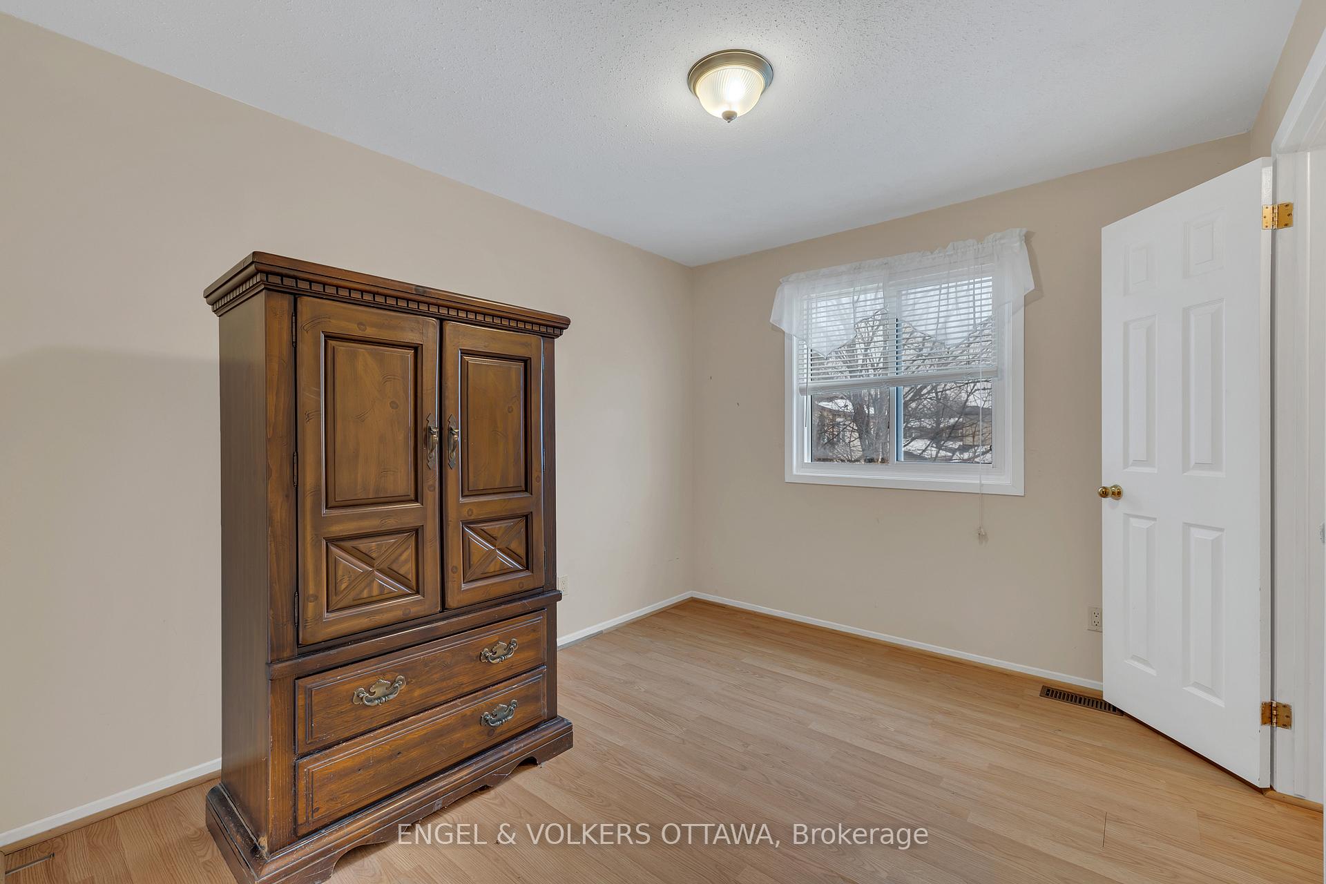 Photo 28 of 1919 Montereau Avenue, Ottawa, Chapel Hill — HOMEH
