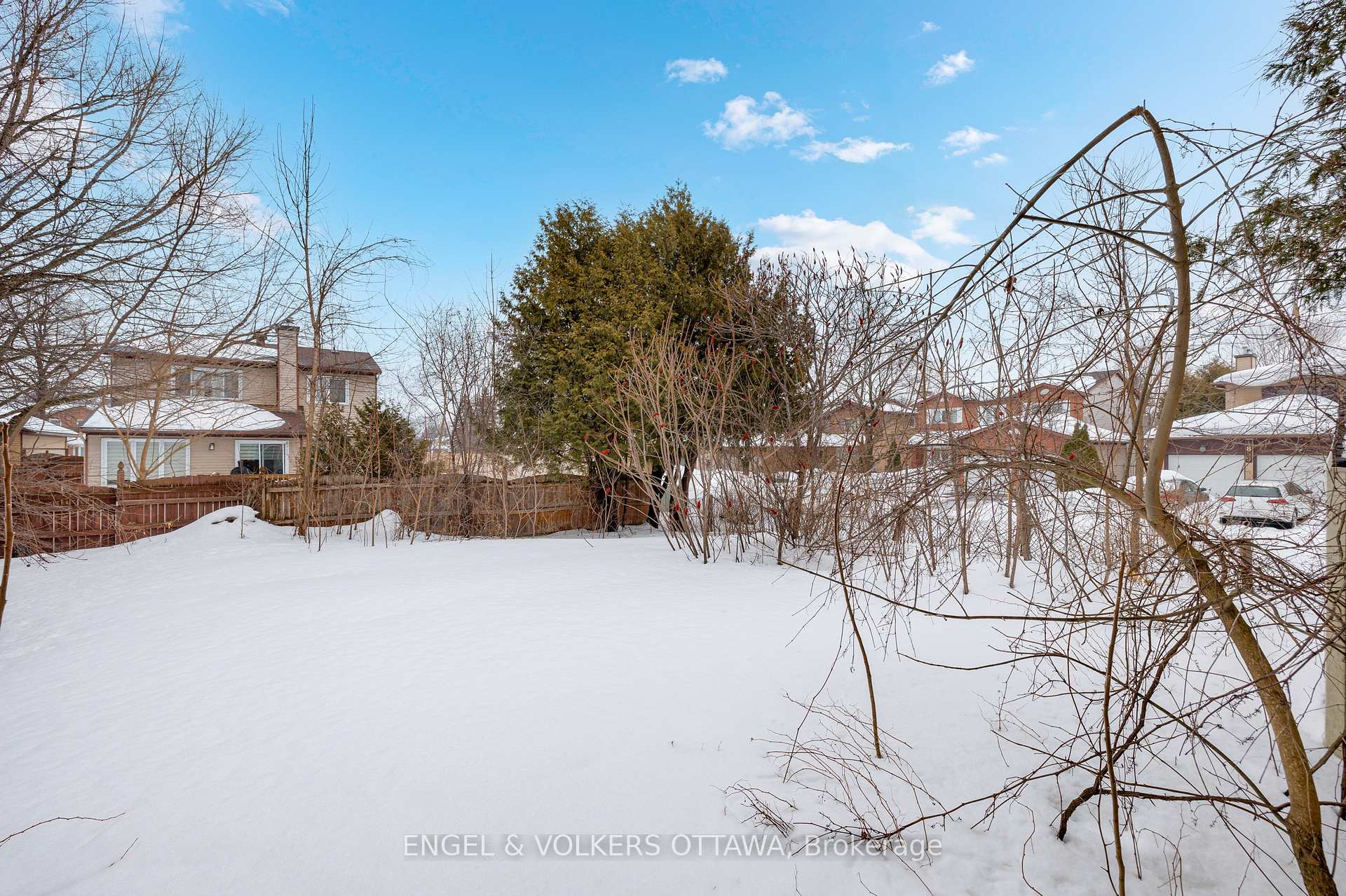 Photo 34 of 1919 Montereau Avenue, Ottawa, Chapel Hill — HOMEH