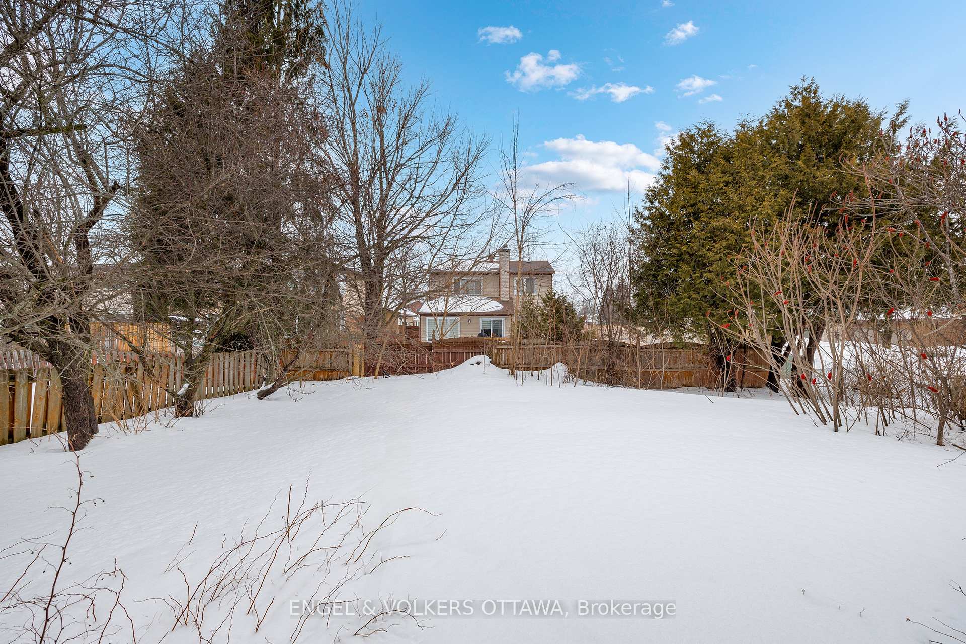 Photo 35 of 1919 Montereau Avenue, Ottawa, Chapel Hill — HOMEH
