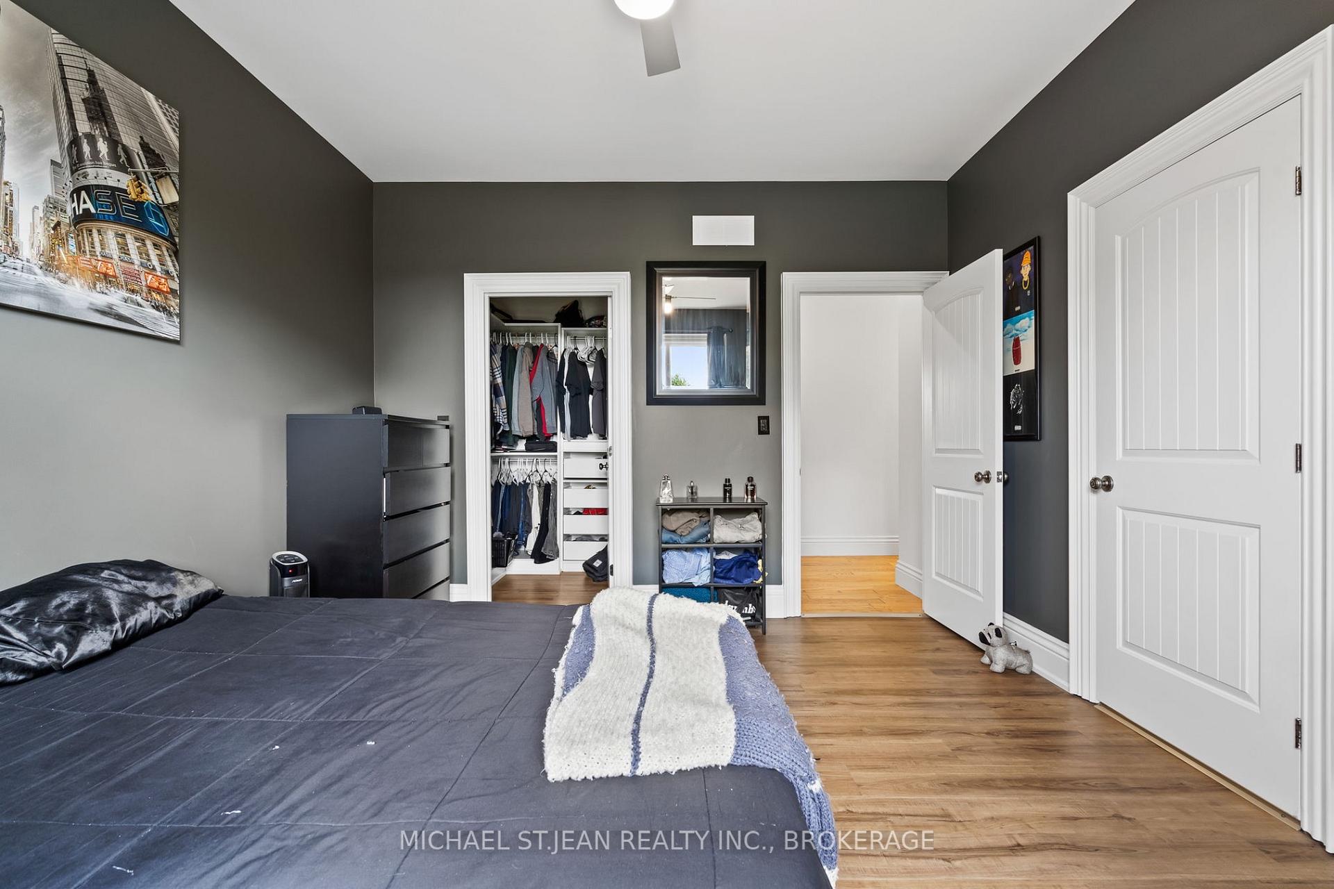 Photo 13 of 811 Effingham Street, Pelham, Fenwick — HOMEH