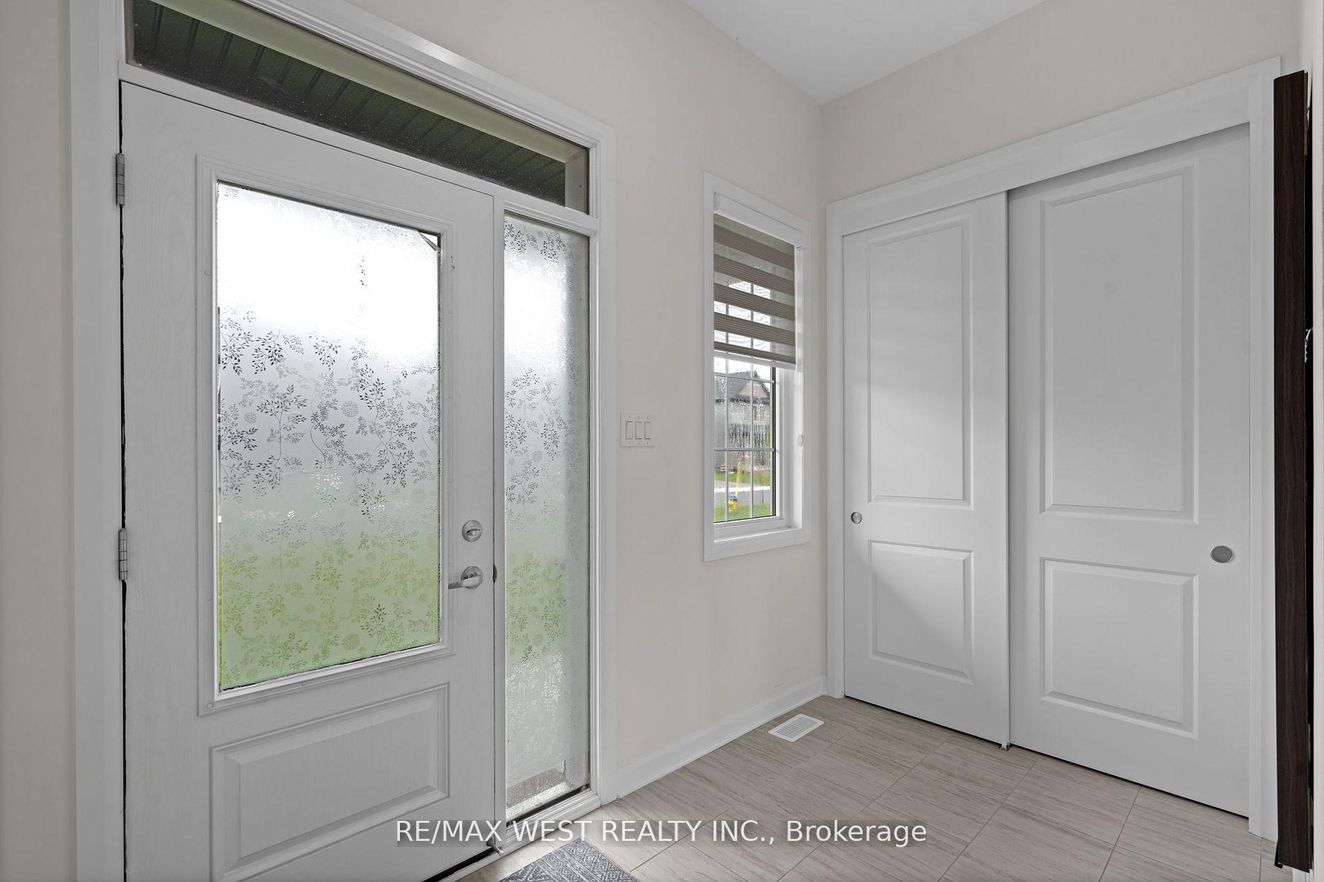 Photo 4 of 129 Shallow Pond Pl Road, Ottawa, Avalon East — HOMEH