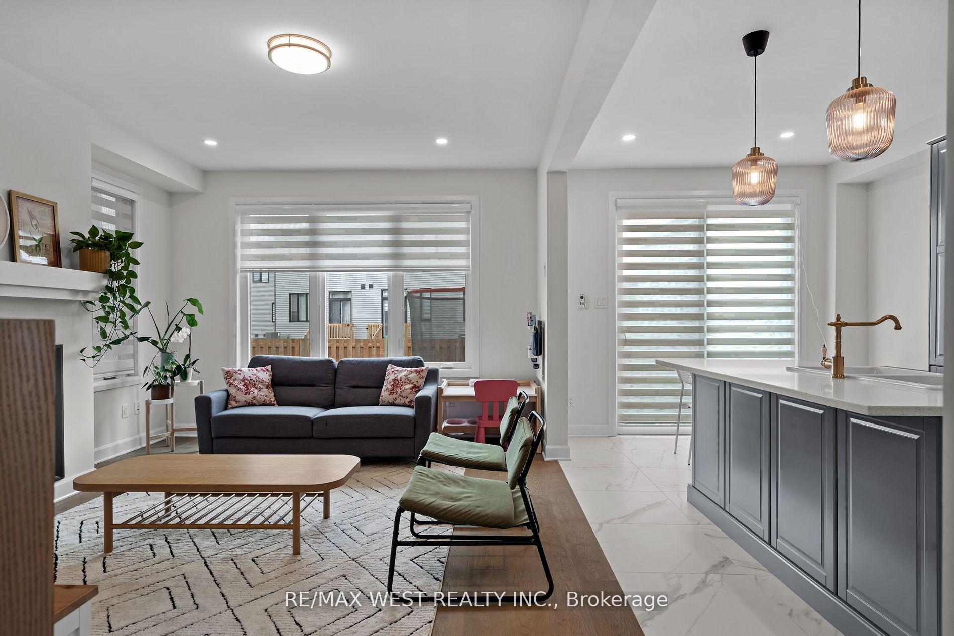 Photo 7 of 129 Shallow Pond Pl Road, Ottawa, Avalon East — HOMEH