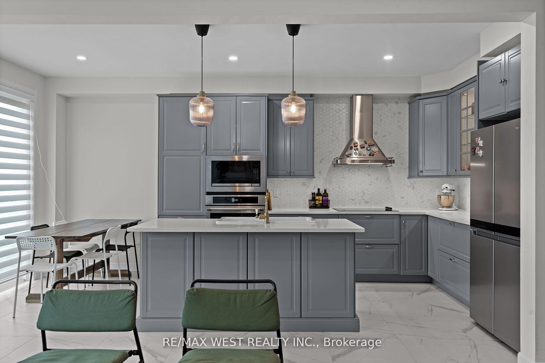 Photo 12 of 129 Shallow Pond Pl Road, Ottawa, Avalon East — HOMEH