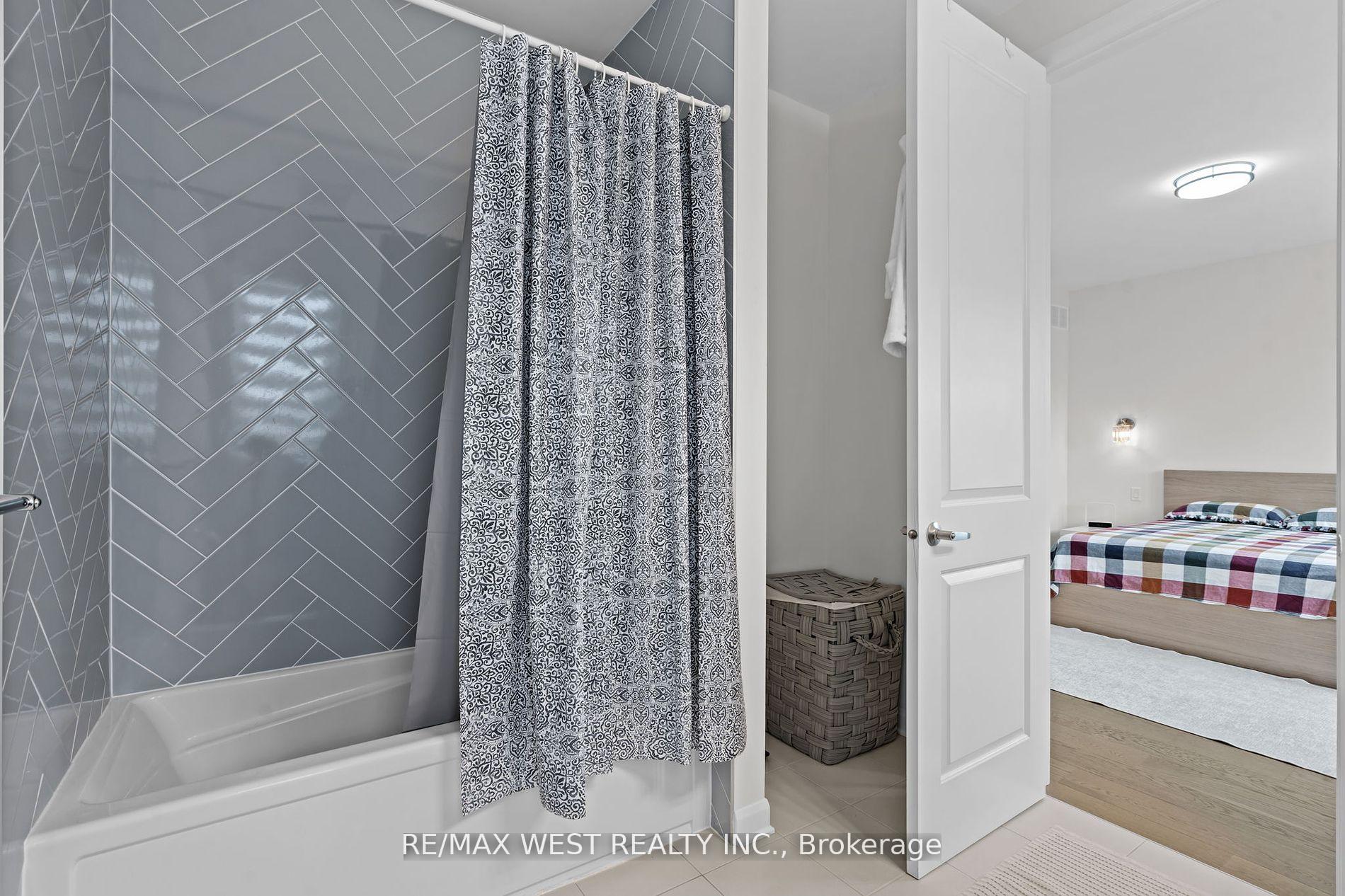 Photo 25 of 129 Shallow Pond Pl Road, Ottawa, Avalon East — HOMEH