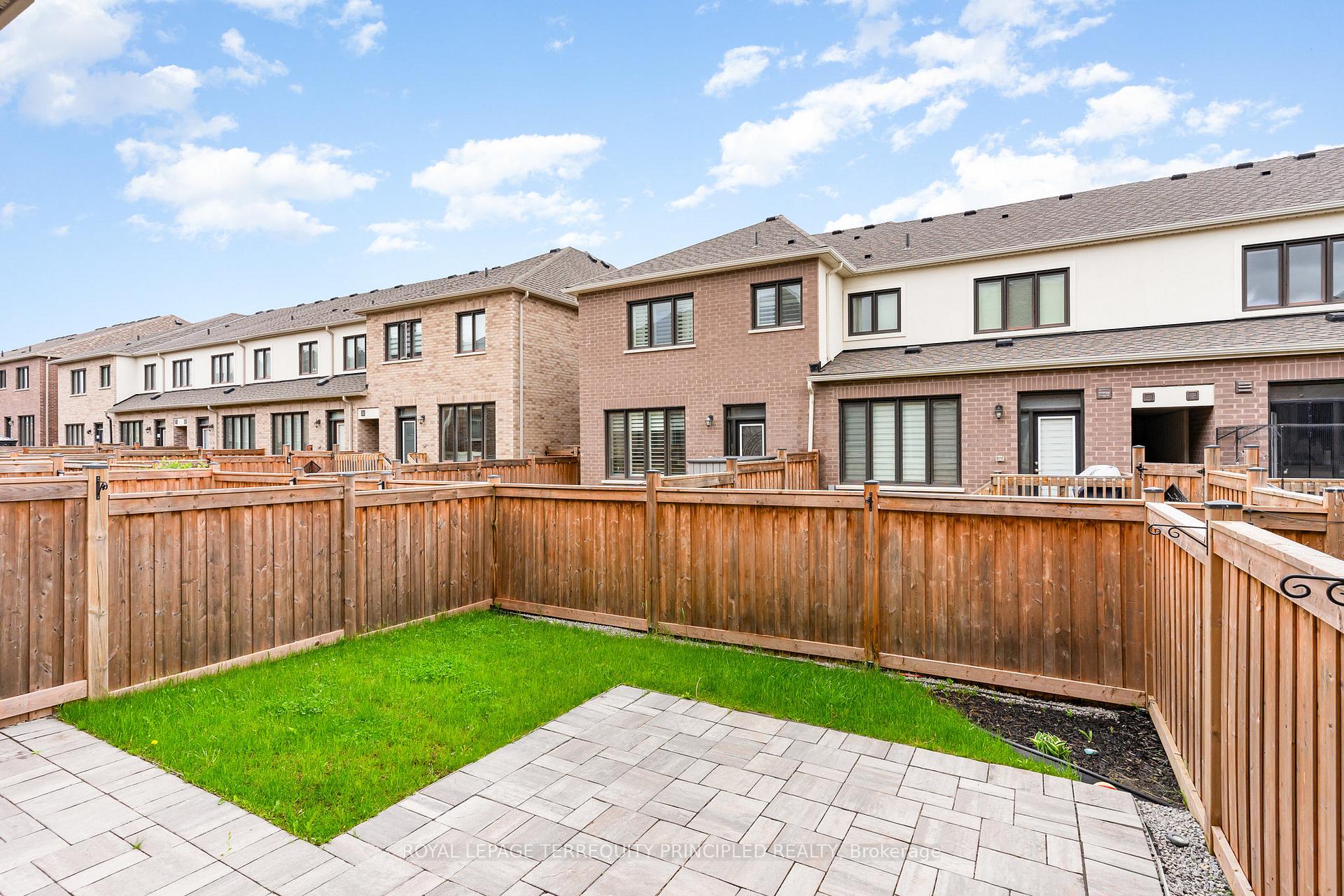 Photo 16 of 1135 Hamman Way, Milton, Ford — HOMEH