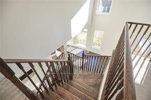 Photo 7 of 8640 Dogwood Crescent, Niagara Falls, Brown — HOMEH