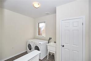 Photo 16 of 8640 Dogwood Crescent, Niagara Falls, Brown — HOMEH