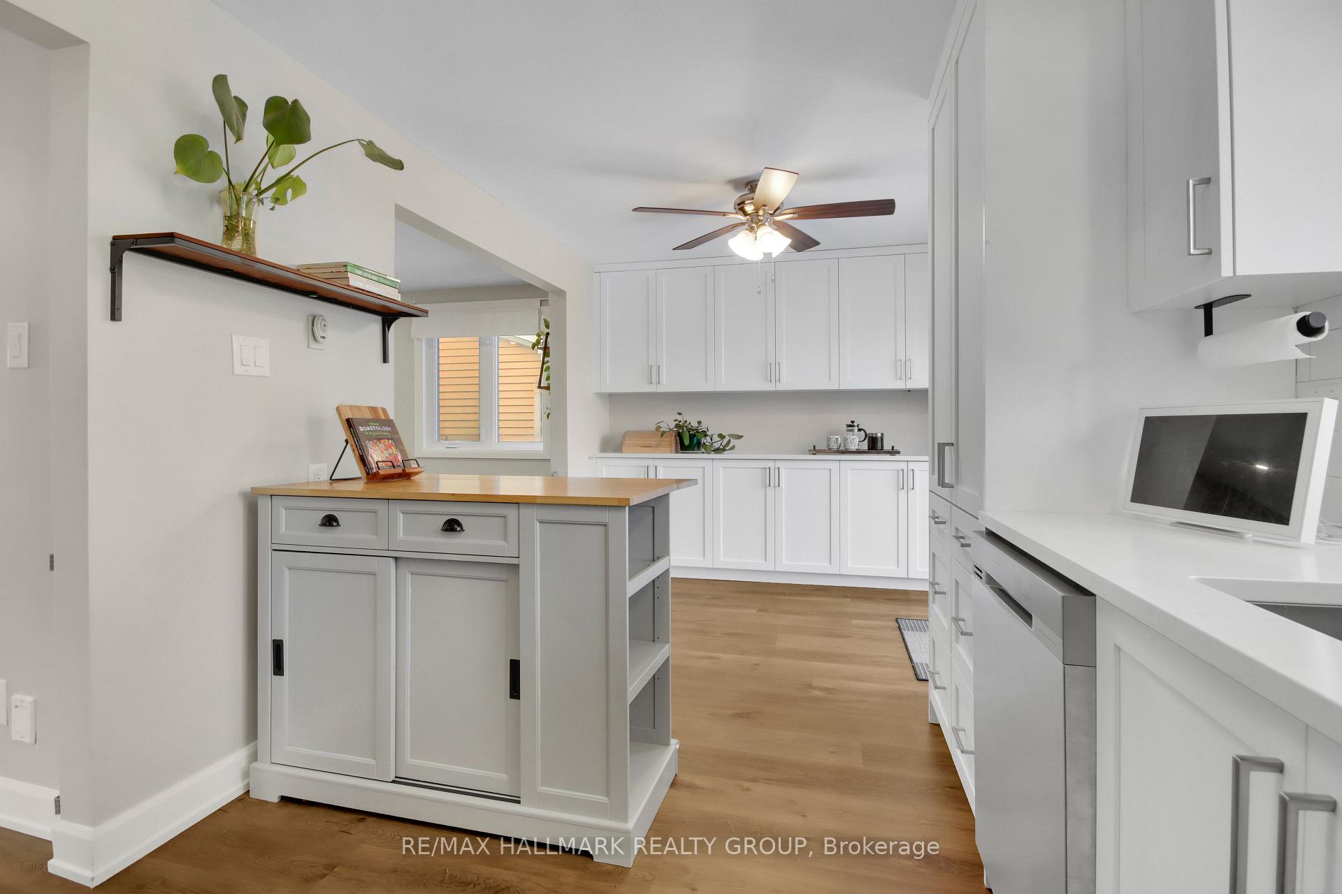 Photo 17 of 6103 Valley Field Crescent, Ottawa, Chapel Hill — HOMEH