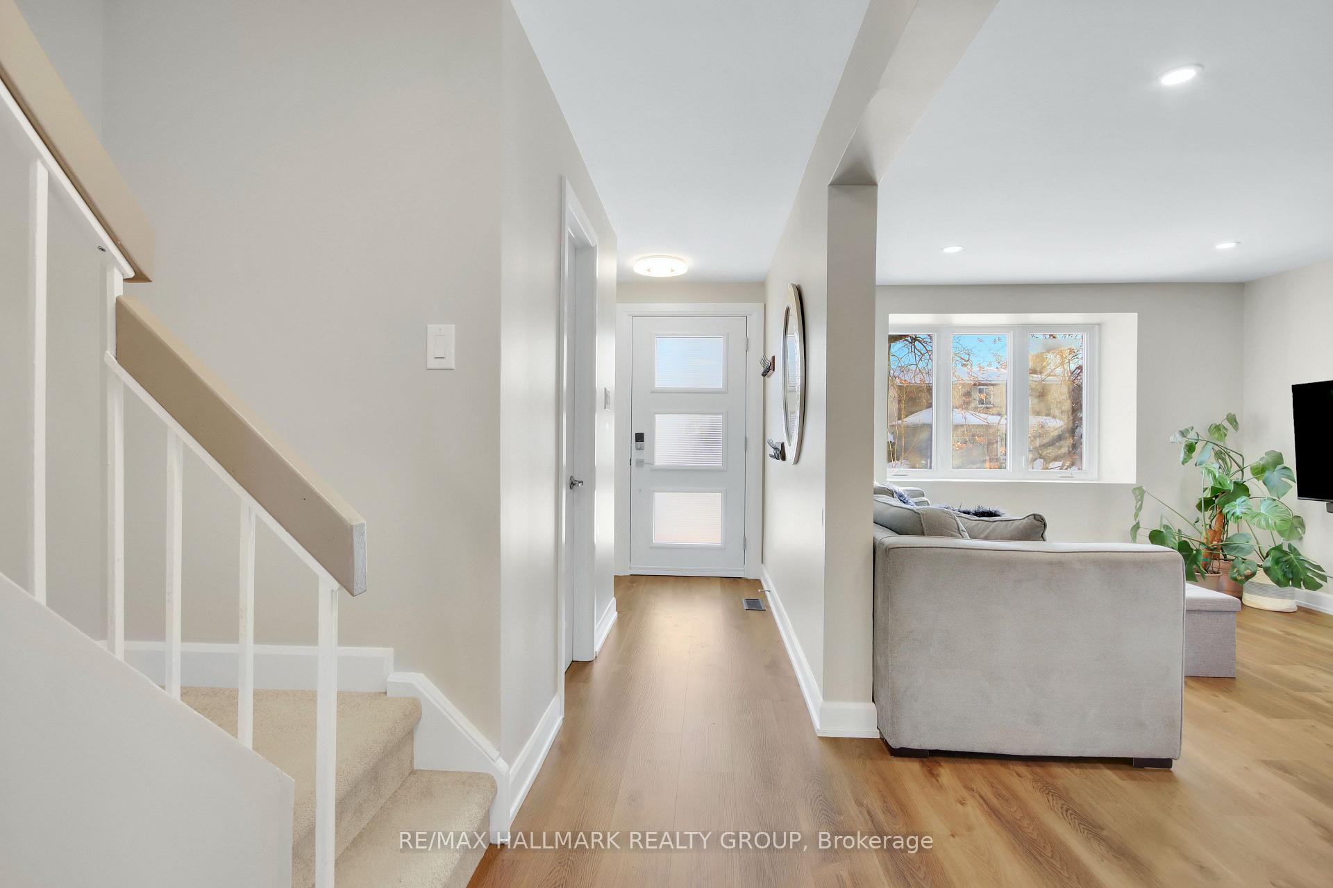 Photo 21 of 6103 Valley Field Crescent, Ottawa, Chapel Hill — HOMEH