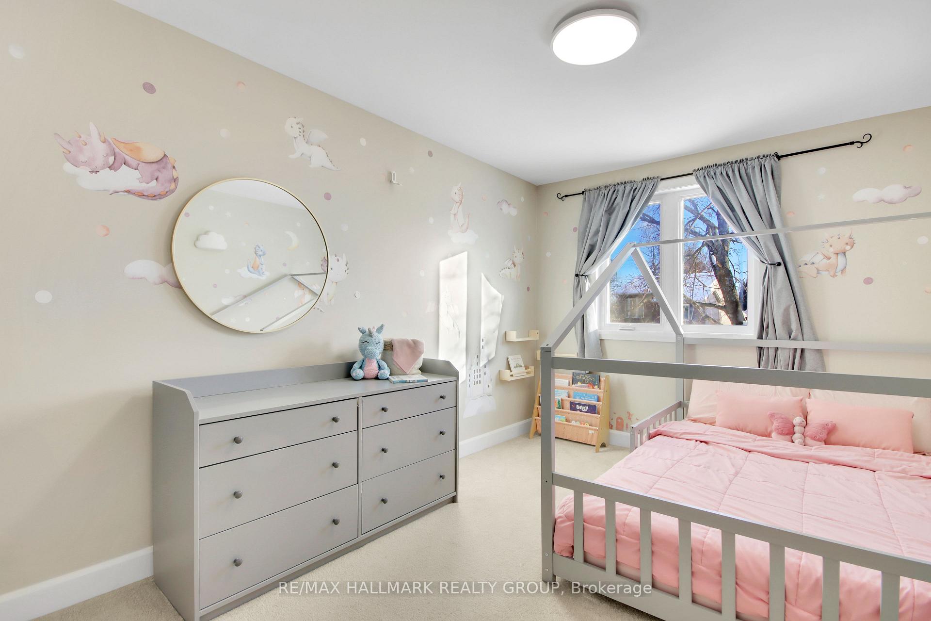 Photo 25 of 6103 Valley Field Crescent, Ottawa, Chapel Hill — HOMEH
