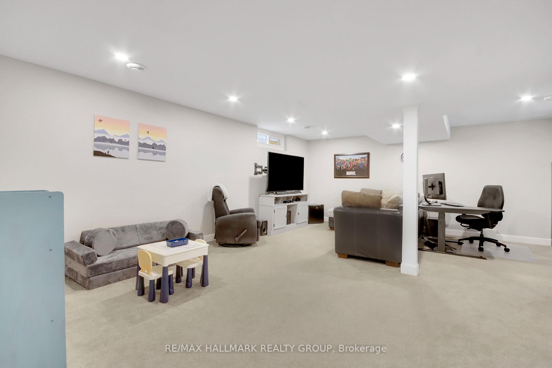Photo 34 of 6103 Valley Field Crescent, Ottawa, Chapel Hill — HOMEH