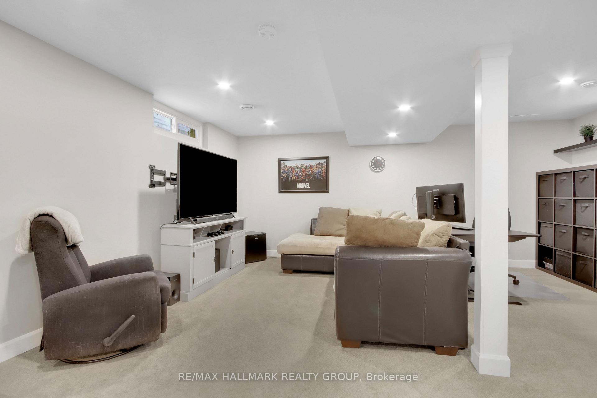 Photo 35 of 6103 Valley Field Crescent, Ottawa, Chapel Hill — HOMEH